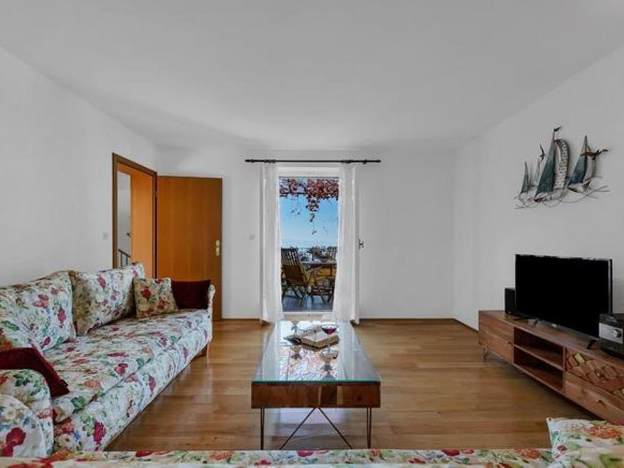 Villa Vanela mit Pool und herrlichem Meerblick-Binnen