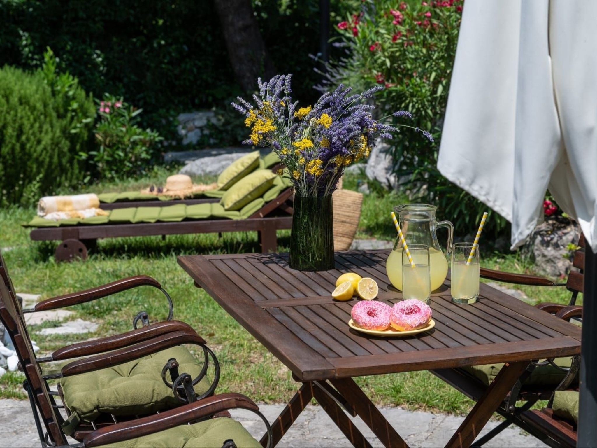 Nona mit Whirpoool und Meerblick-Drinnen