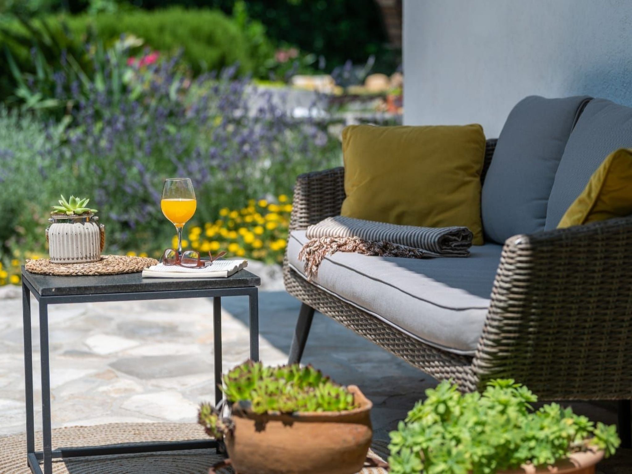 Nona mit Whirpoool und Meerblick-Drinnen