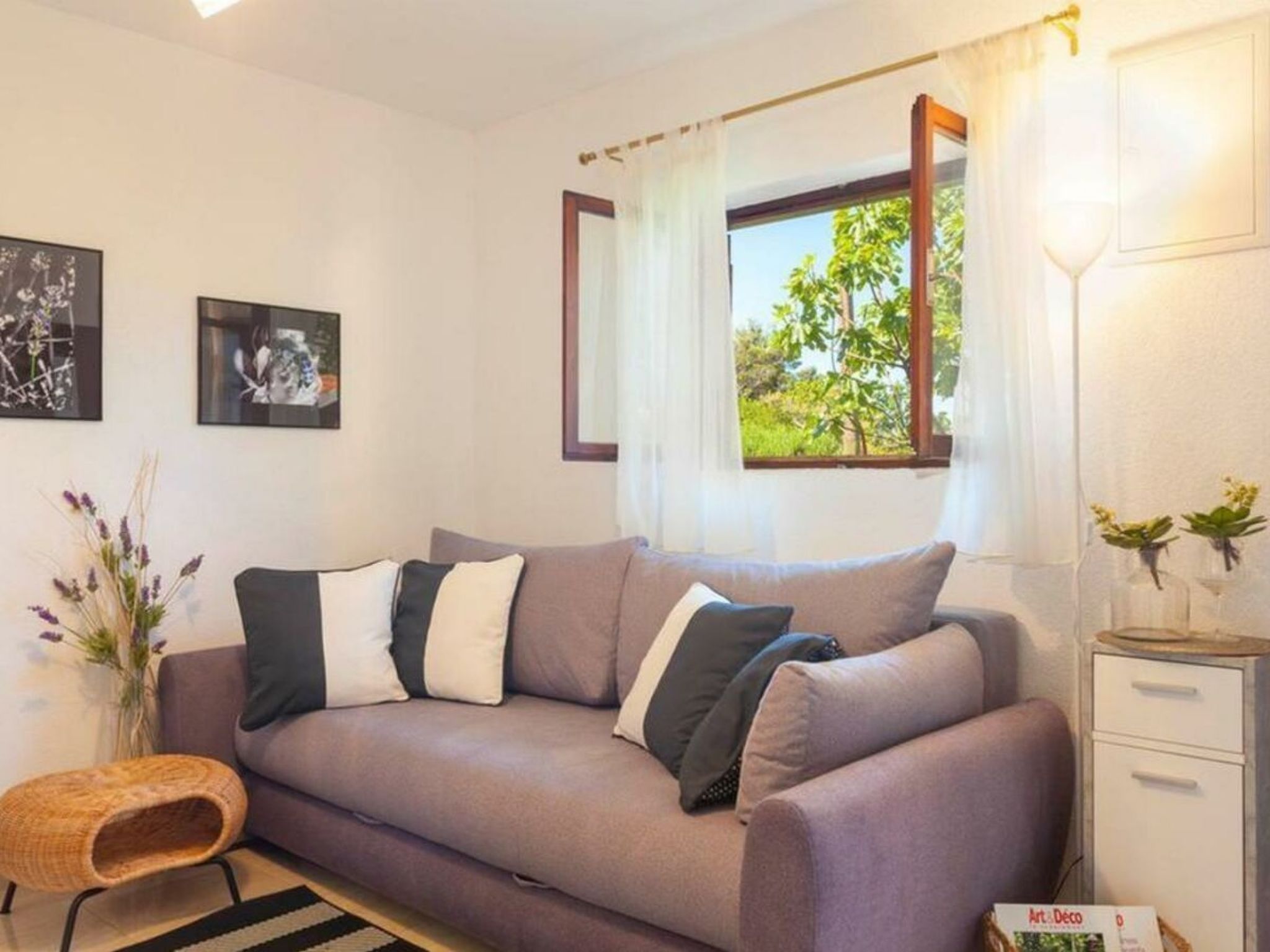 Nona mit Whirpoool und Meerblick-Drinnen