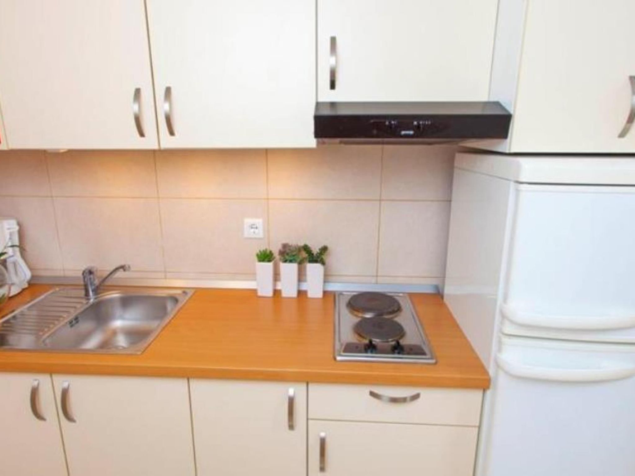 Nona mit Whirpoool und Meerblick-Drinnen