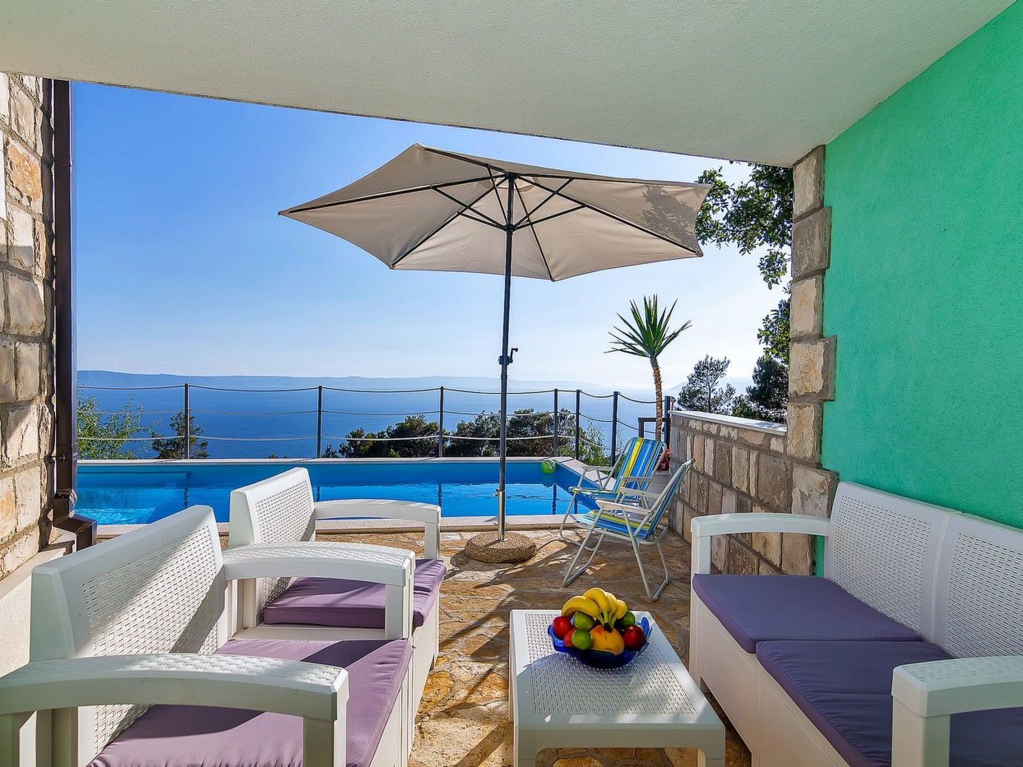 Renoviertes Ferienhaus in Tučepi mit Privatem Pool-Drinnen