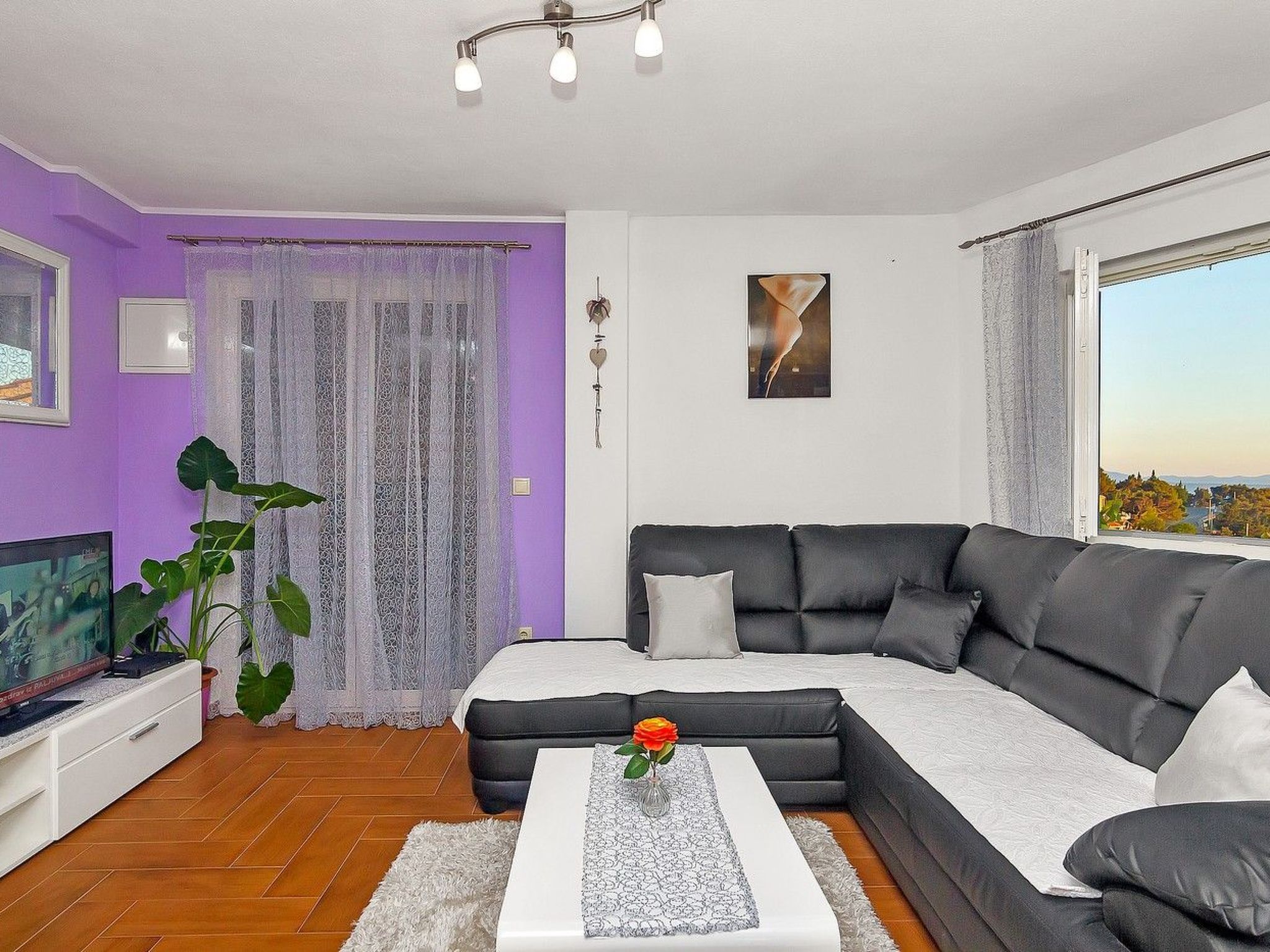 Renoviertes Ferienhaus in Tučepi mit Privatem Pool