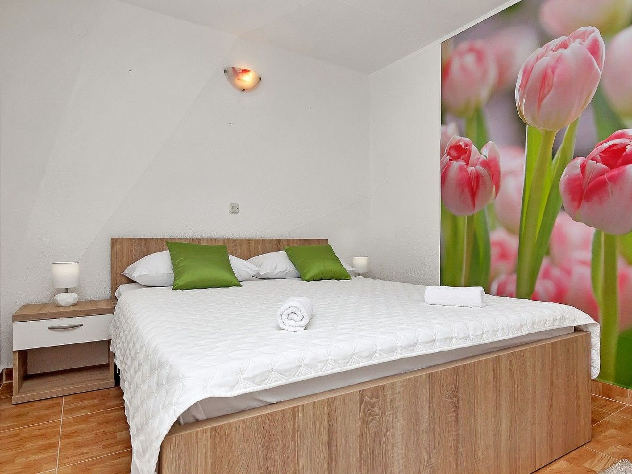 Renoviertes Ferienhaus in Tučepi mit Privatem Pool-Drinnen