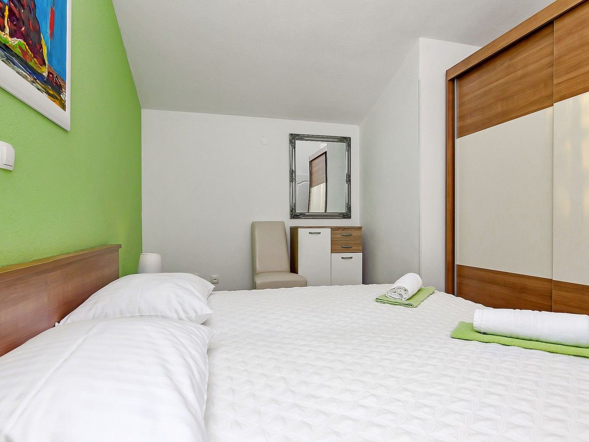 Renoviertes Ferienhaus in Tučepi mit Privatem Pool-Drinnen