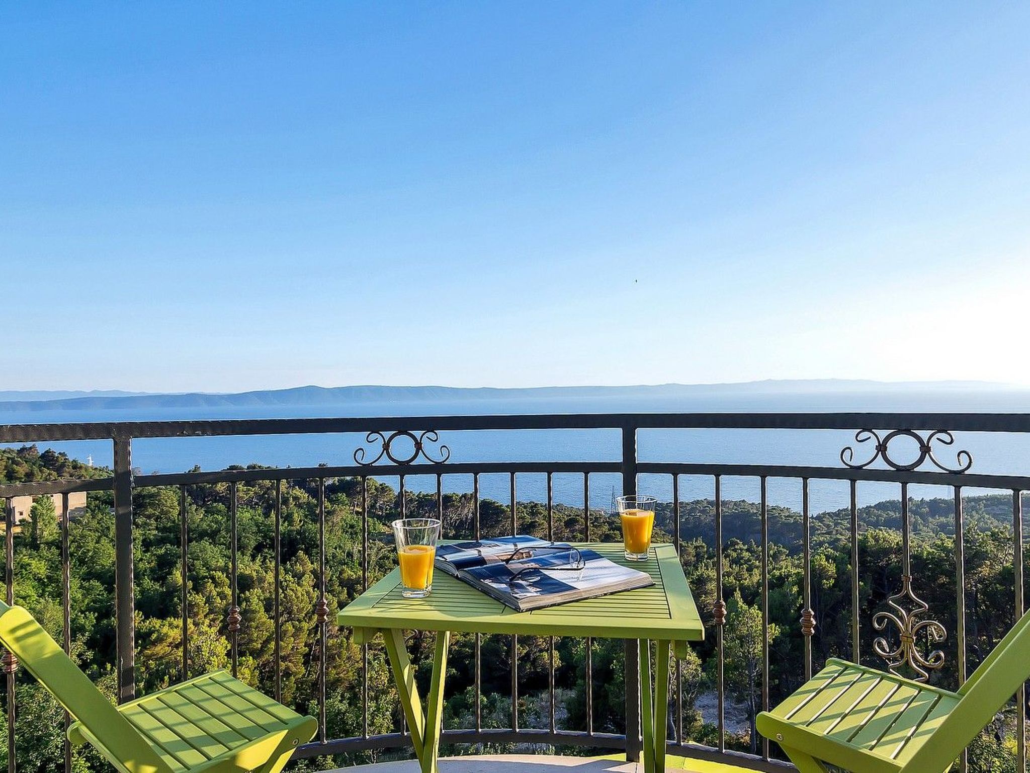 Renoviertes Ferienhaus in Tučepi mit Privatem Pool-Drinnen