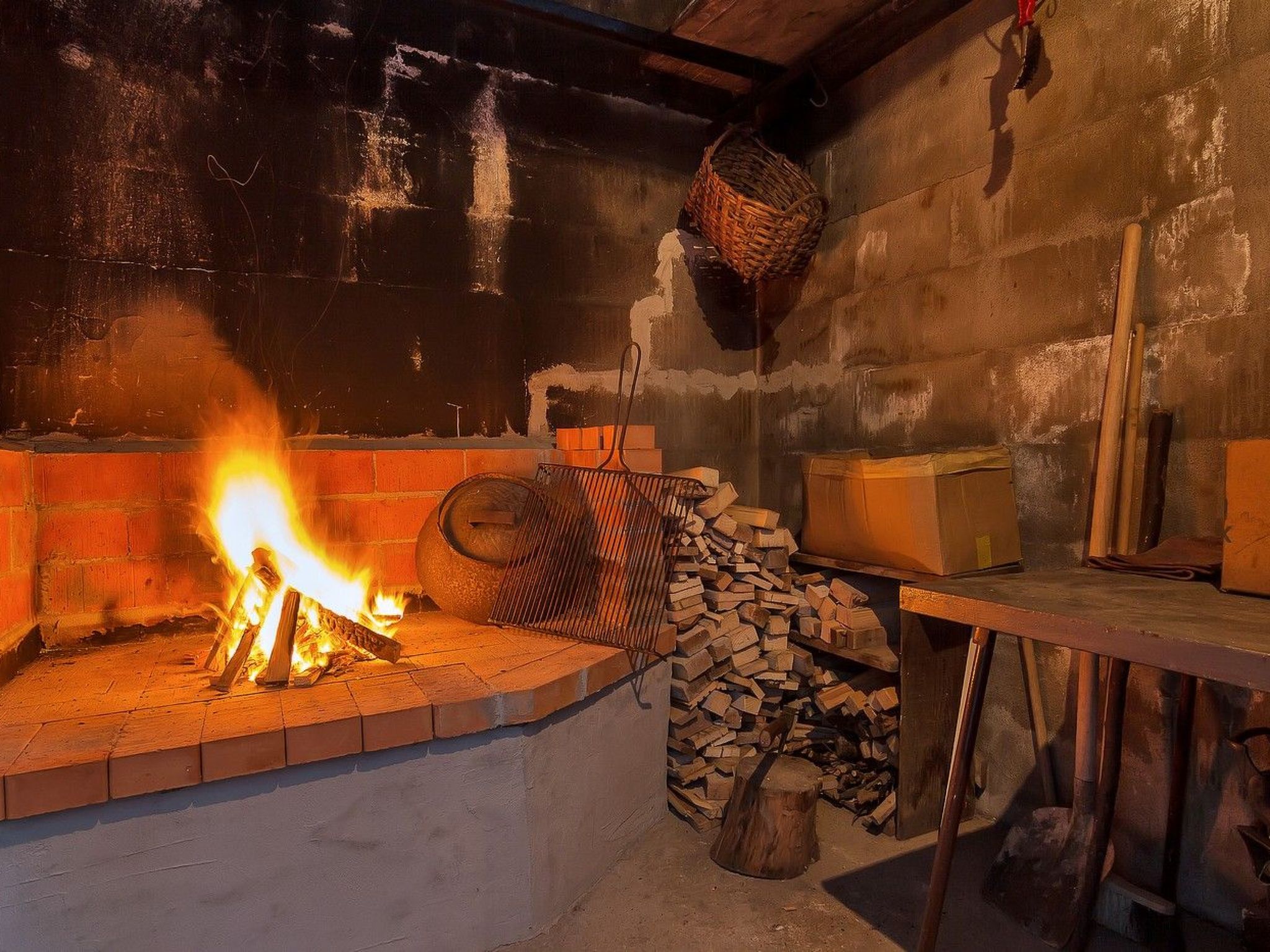 Renoviertes Ferienhaus in Tučepi mit Privatem Pool-Drinnen