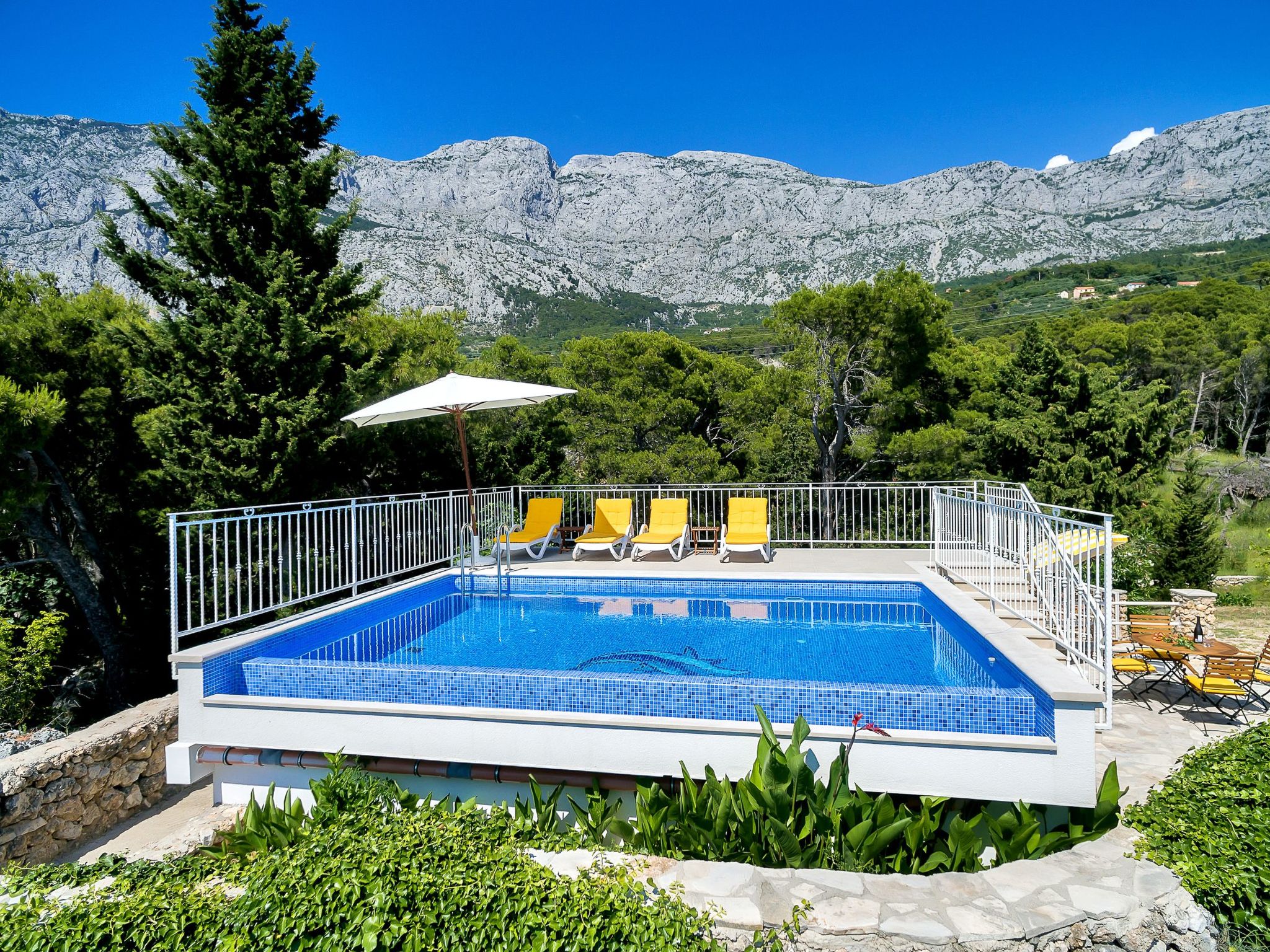 Haus Finestra-Drinnen