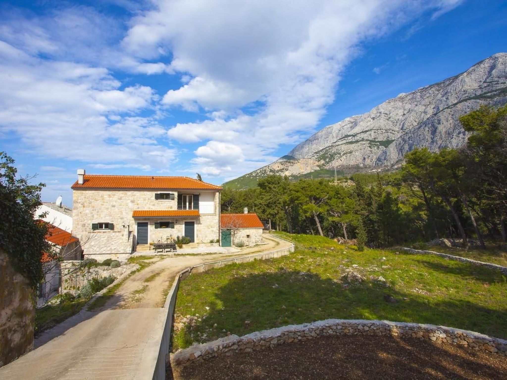 Haus Finestra-Drinnen