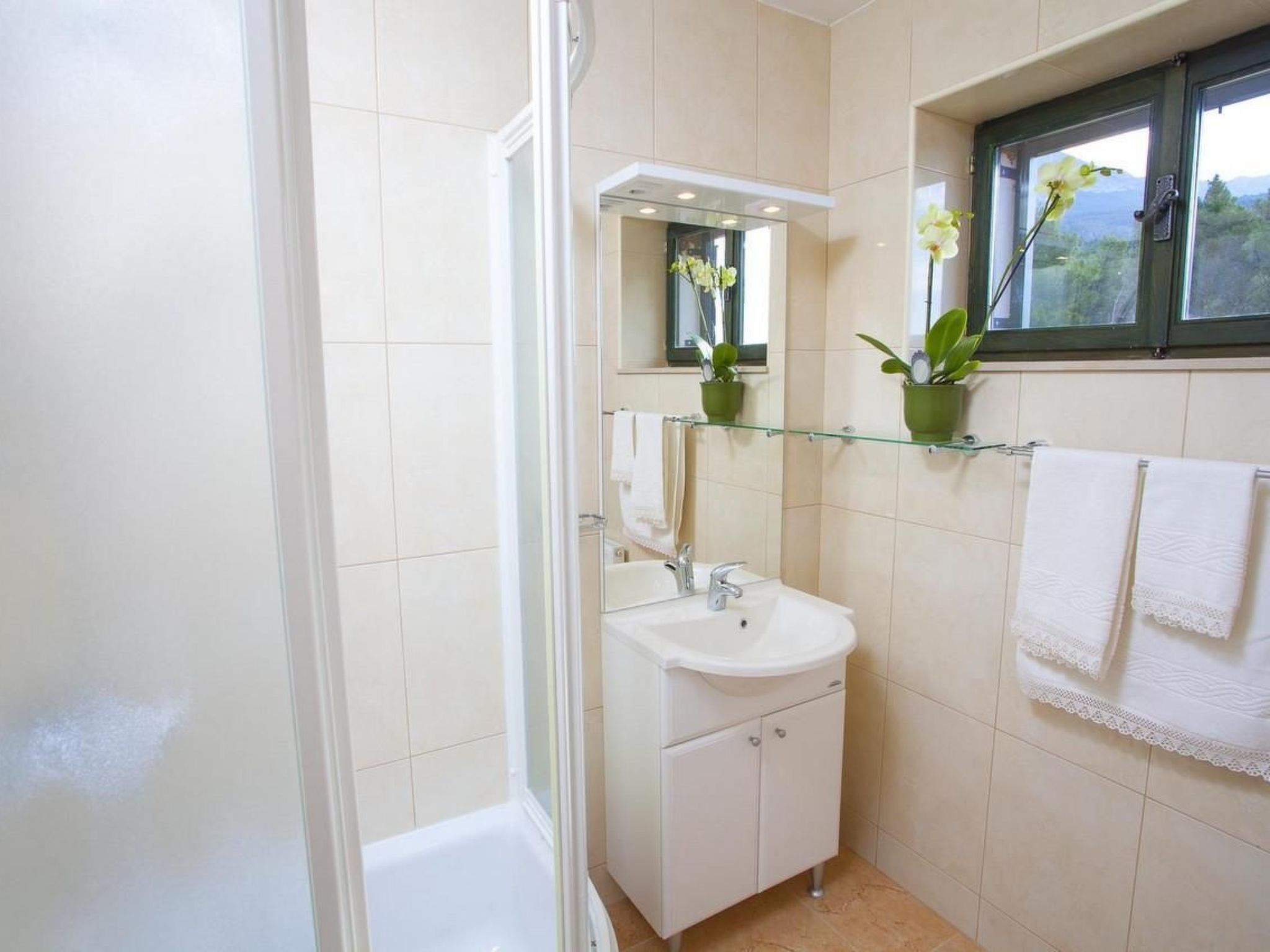 Haus Finestra-Drinnen