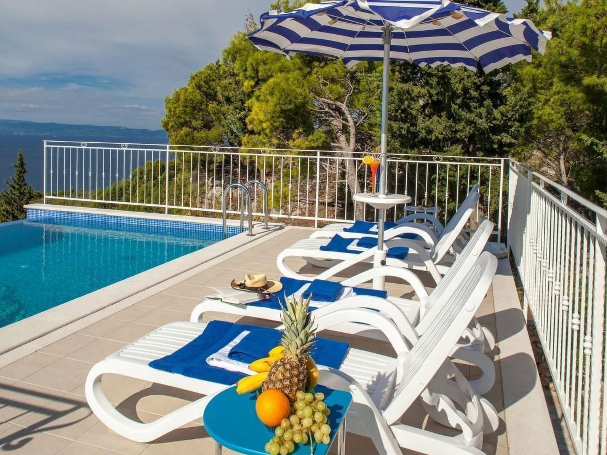 Haus Finestra-Drinnen