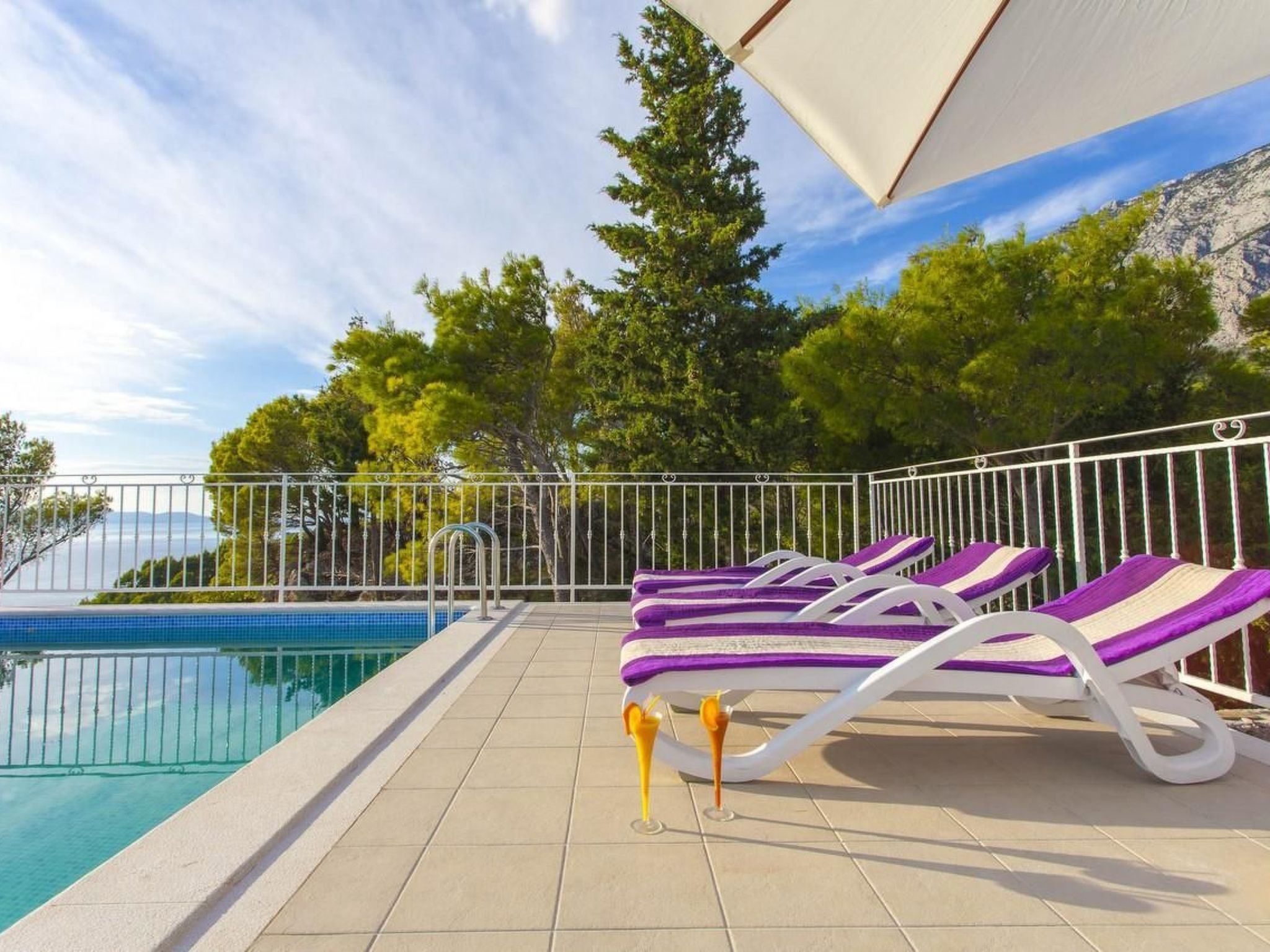 Haus Finestra-Drinnen