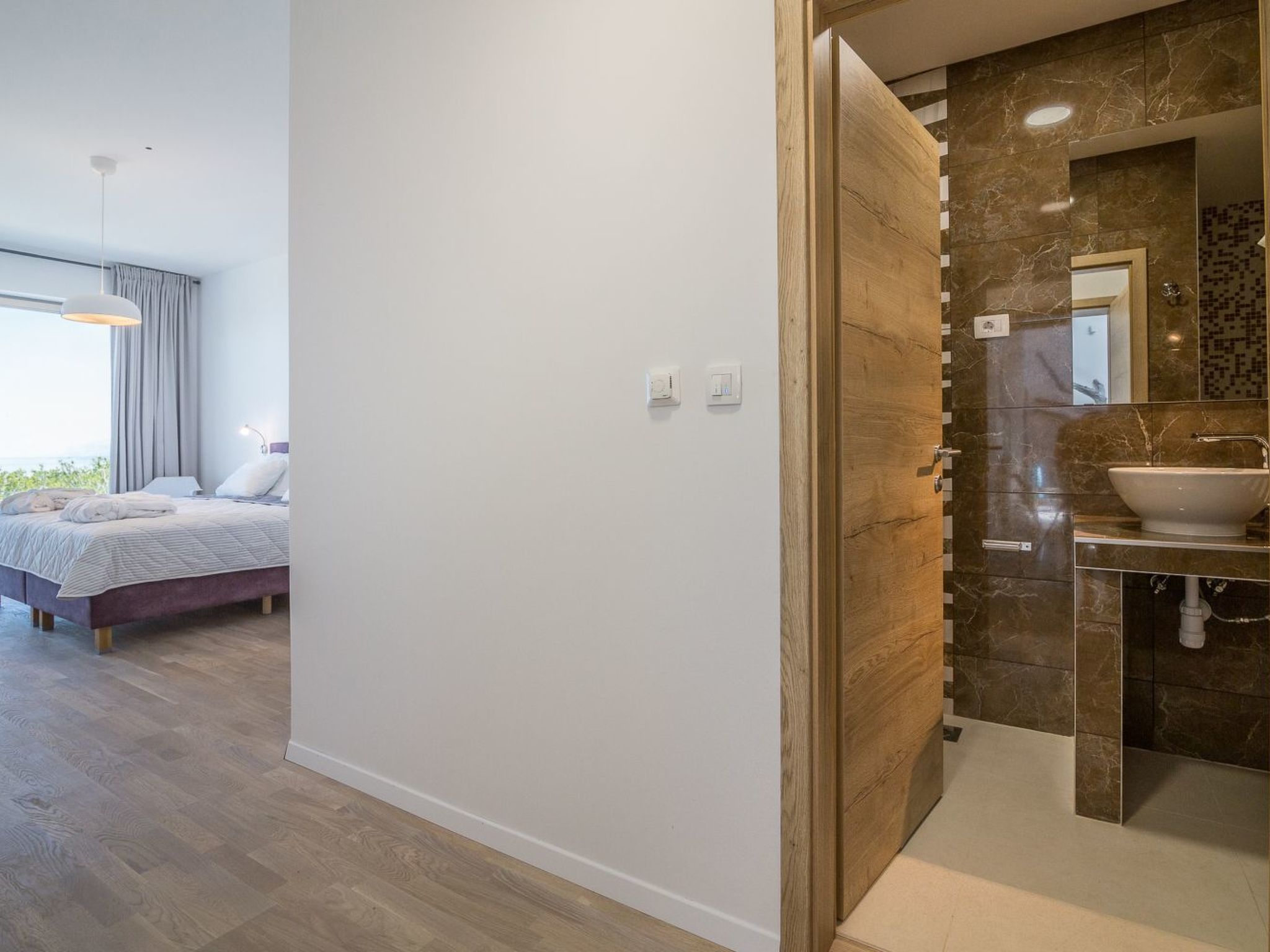 In Šimići mit Privatem Pool-Drinnen