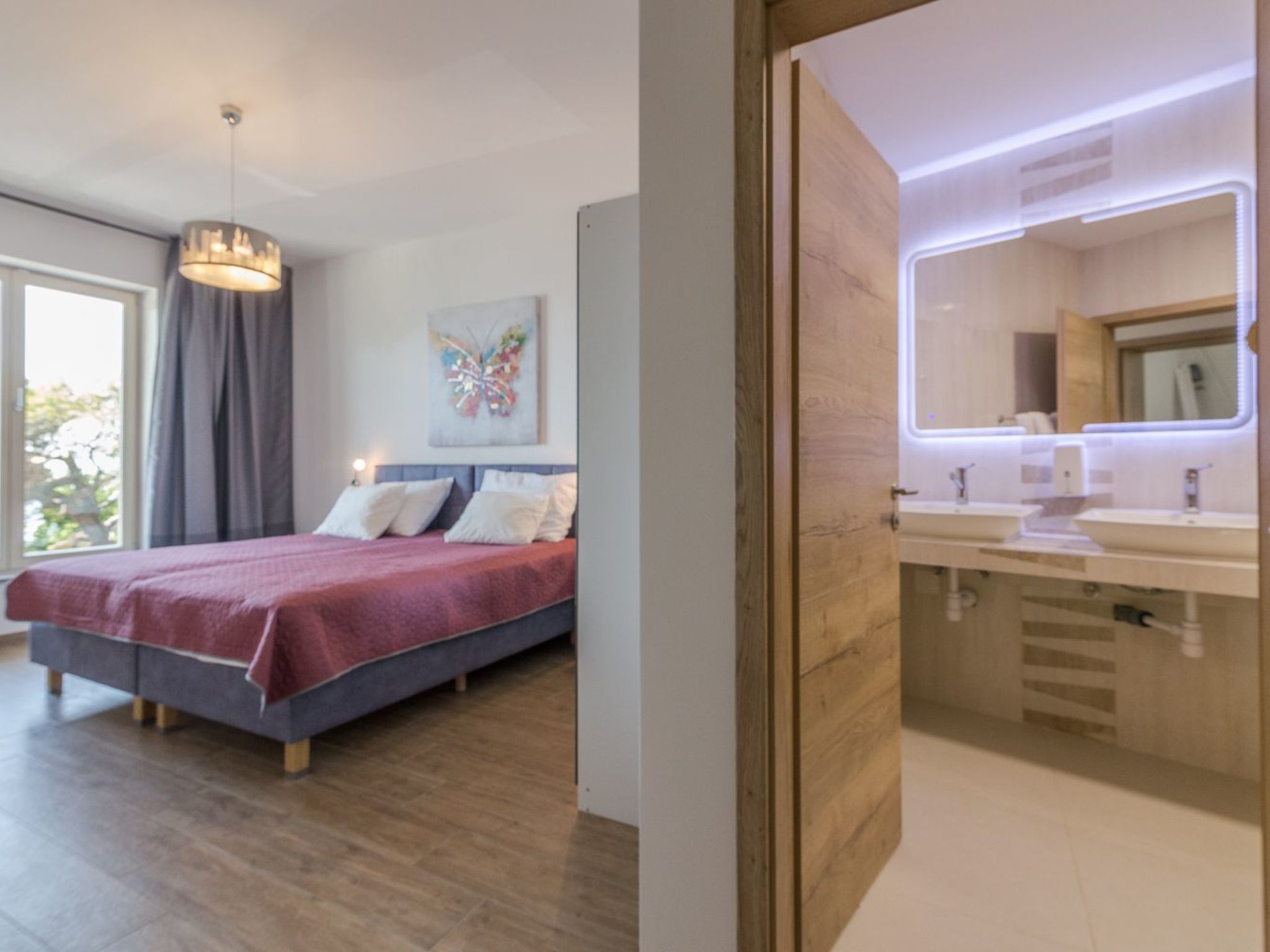 In Šimići mit Privatem Pool-Drinnen