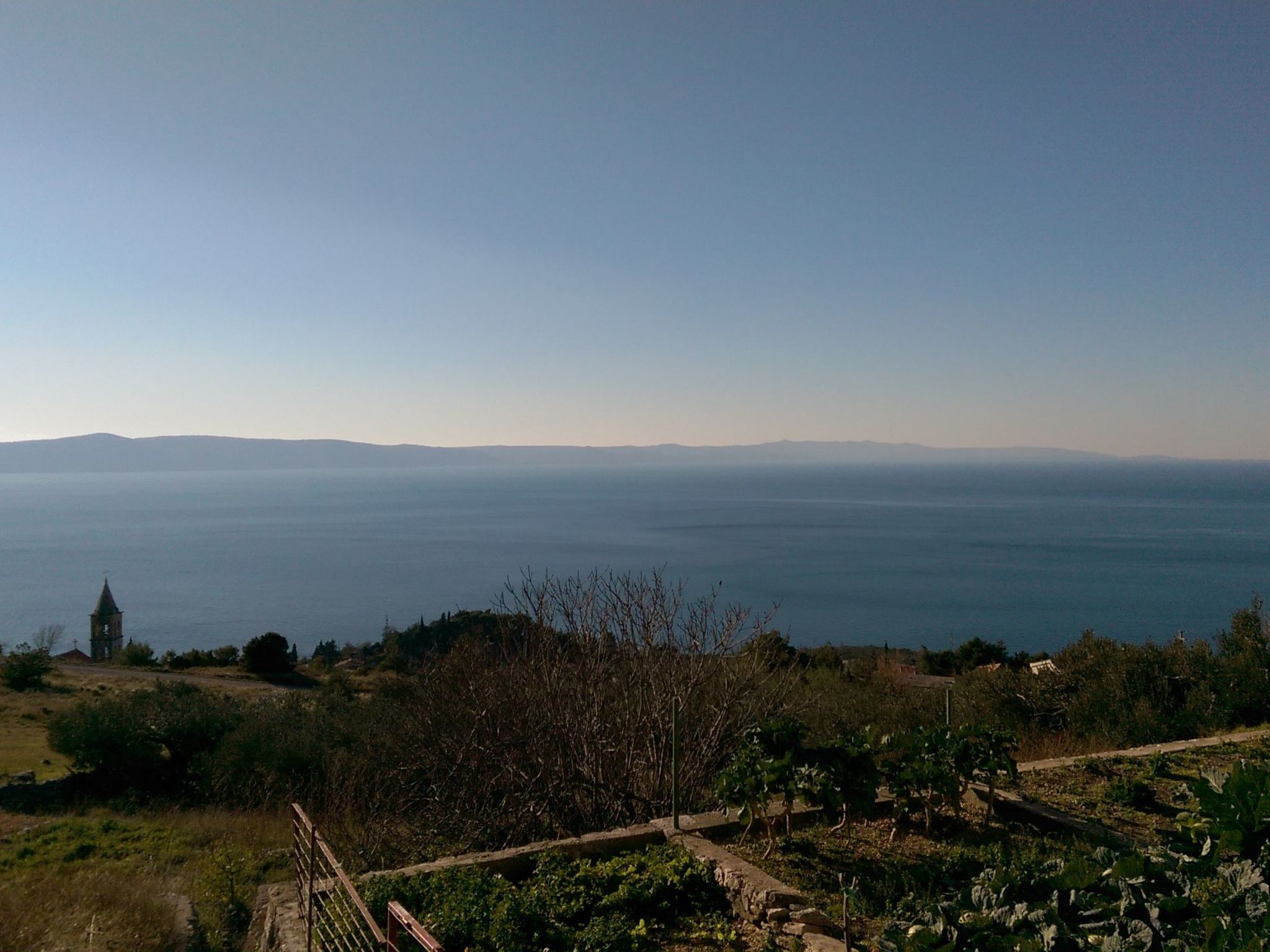 Mit Blick auf das Wasser-Binnen