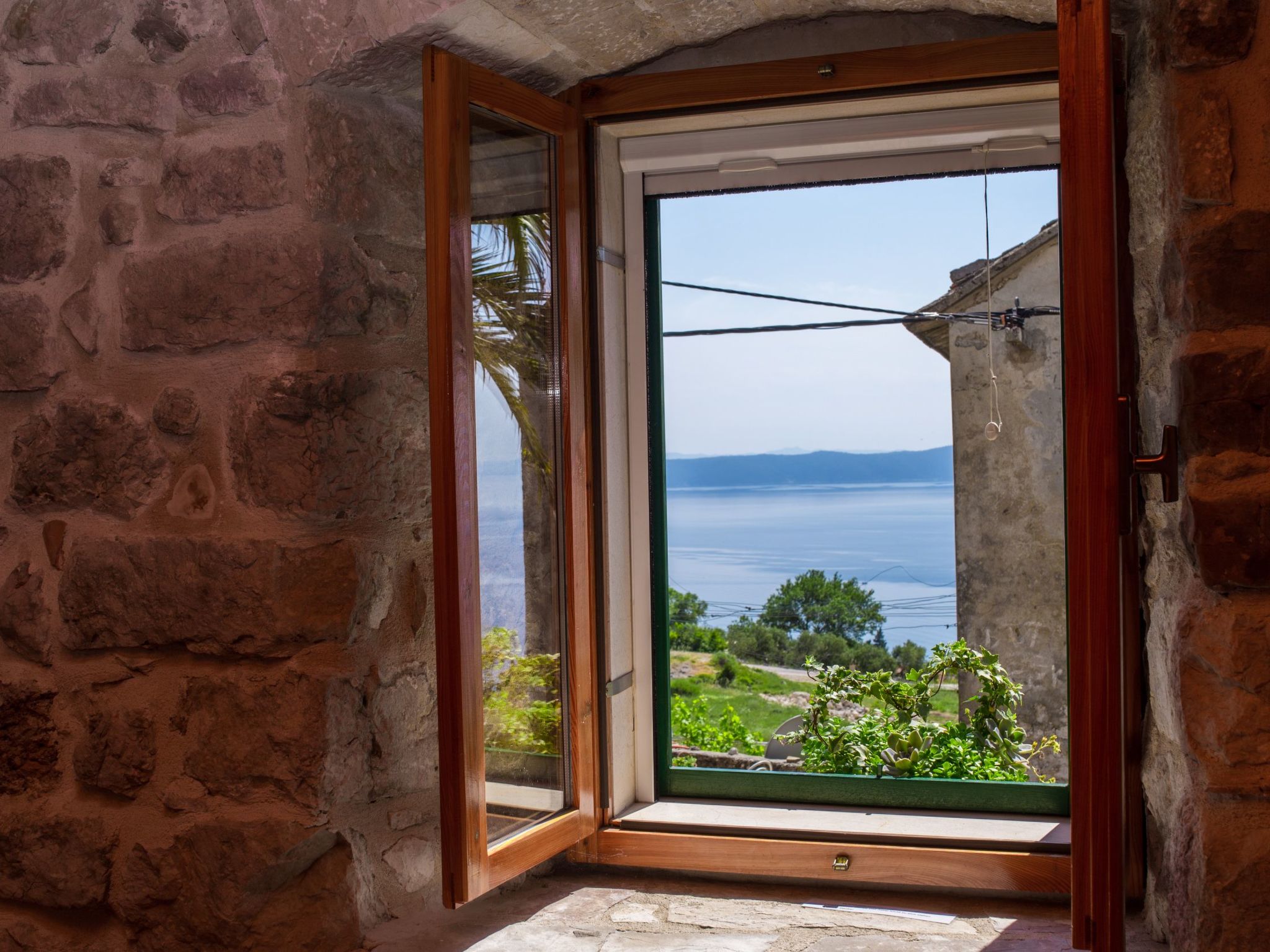 Mit Blick auf das Wasser-Binnen