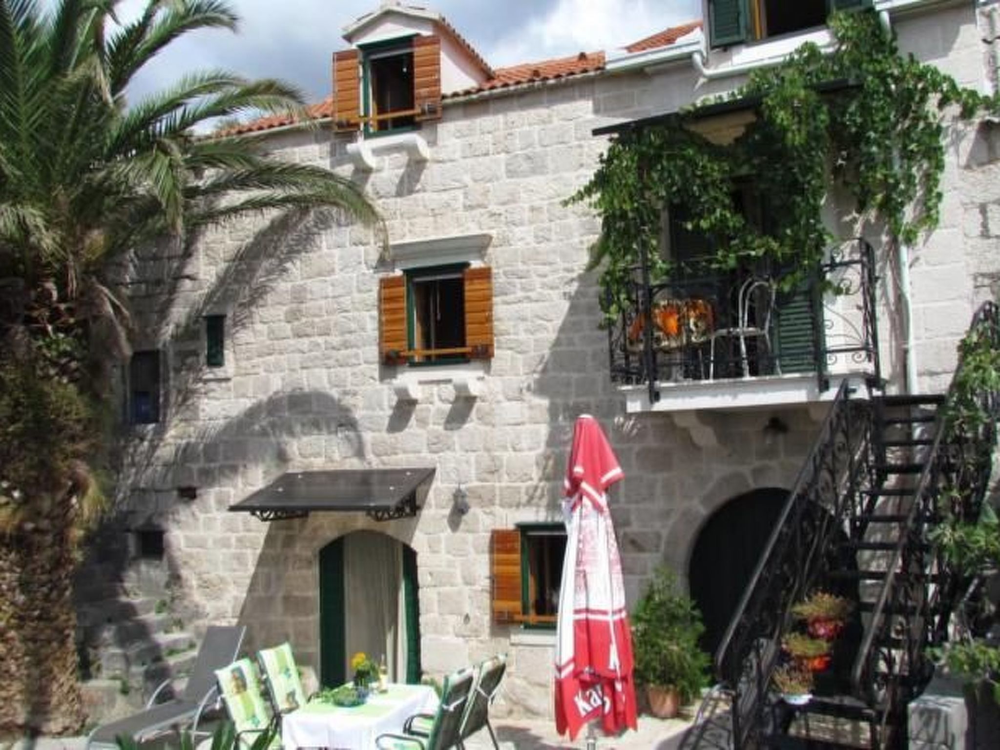 Anwesen mit Blick auf das Wasser-Binnen