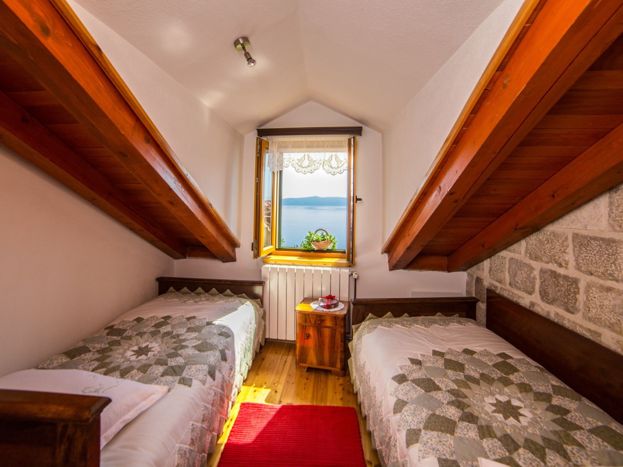 Anwesen mit Blick auf das Wasser-Binnen