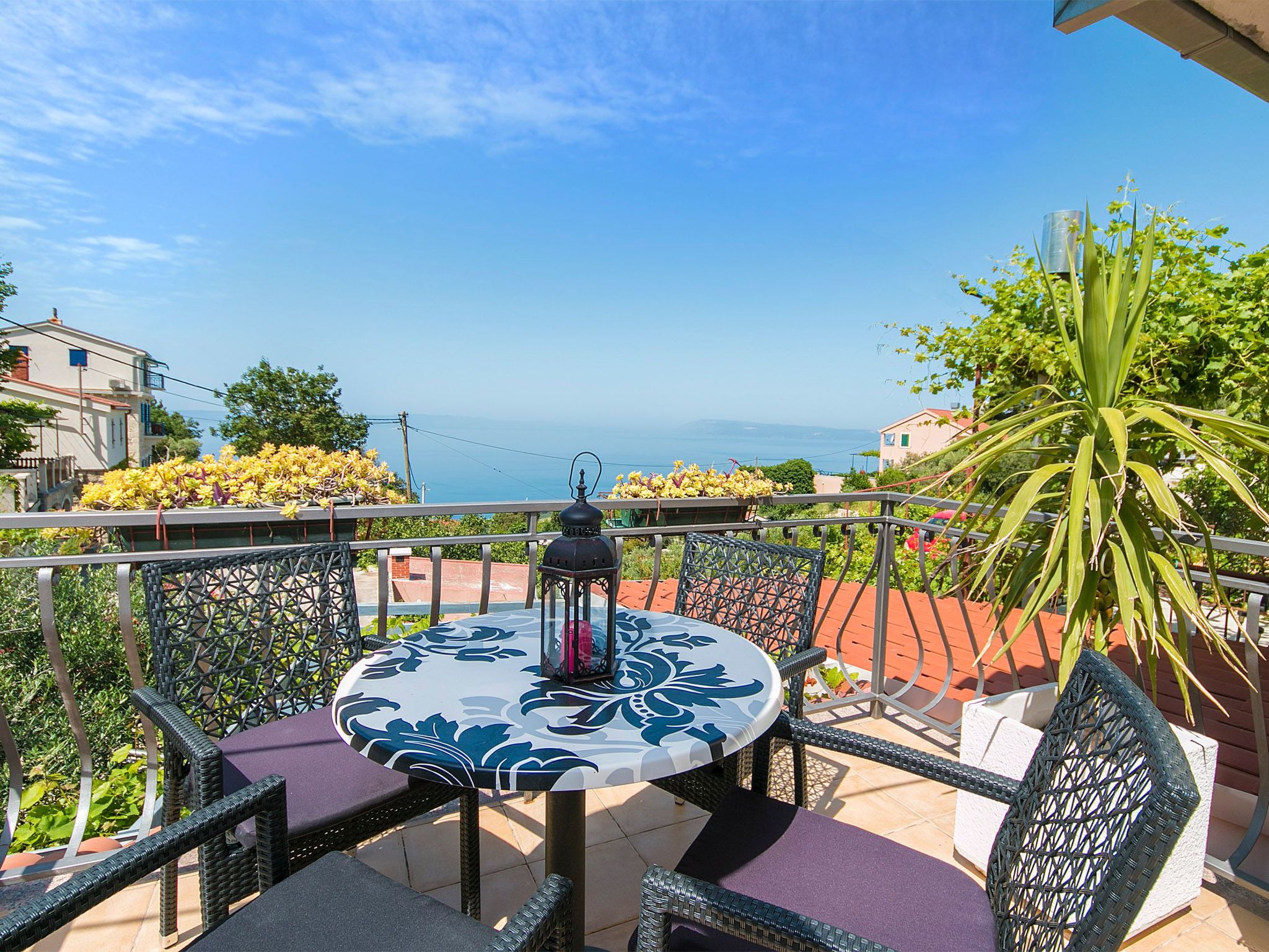 Für 5 Personen ca. 218 m&sup2; in Podgora, Dalmatien (Gespanschaft Split-Dalmat