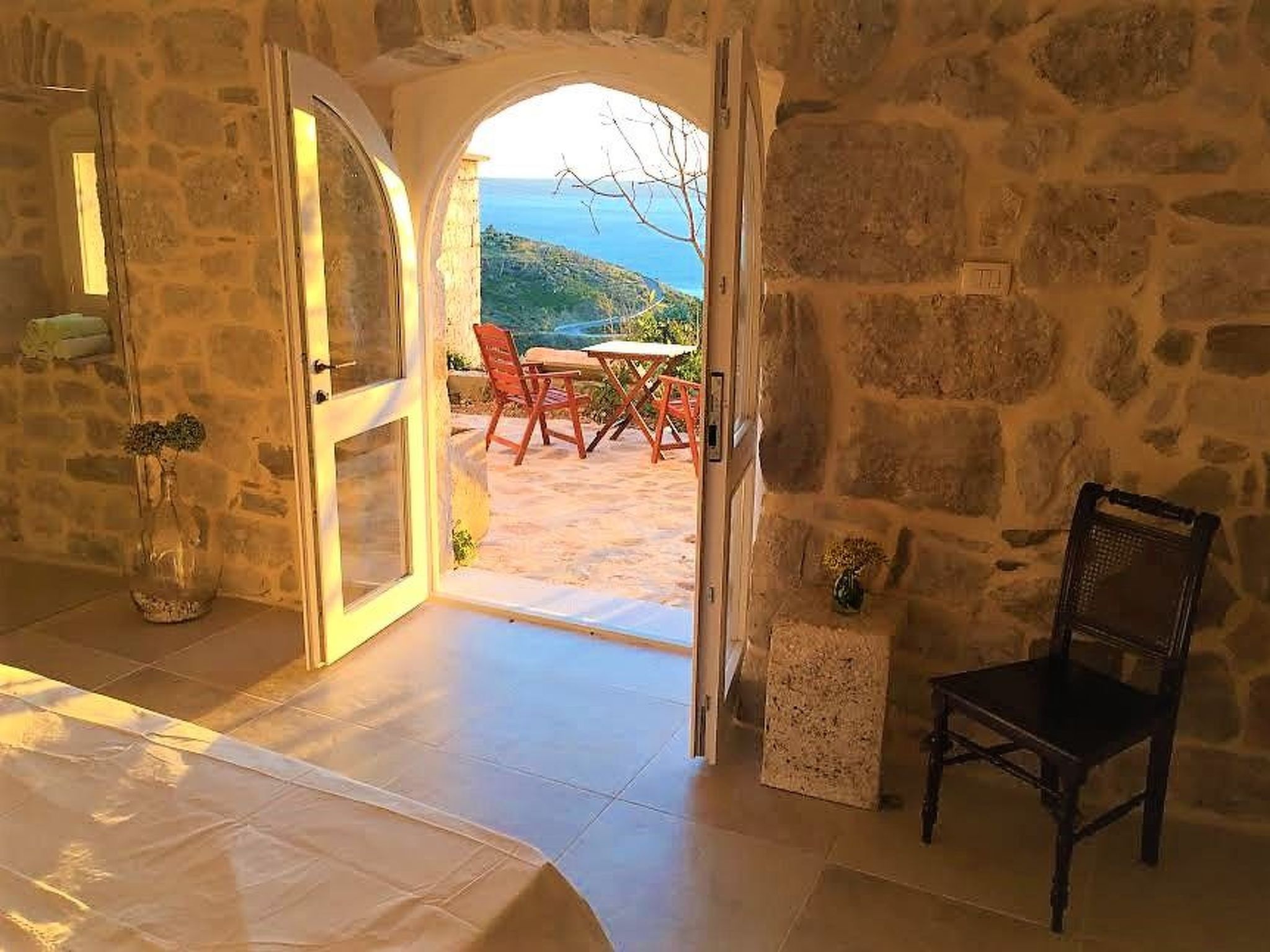 Wunderschöne Steinvilla mit tollem Ausblick