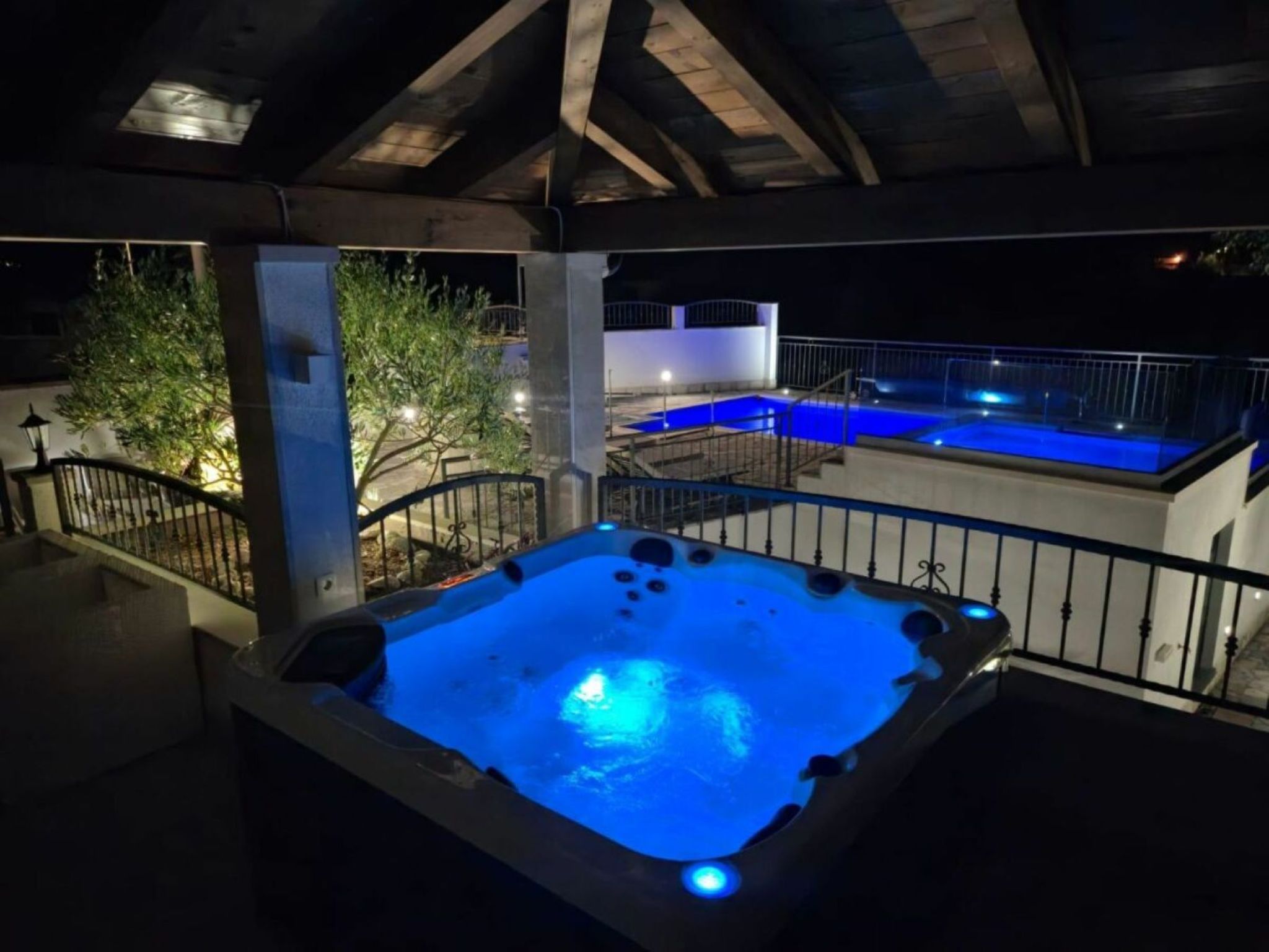 Villa Dvori Stipanovi mit beheiztem Pool-Dedans