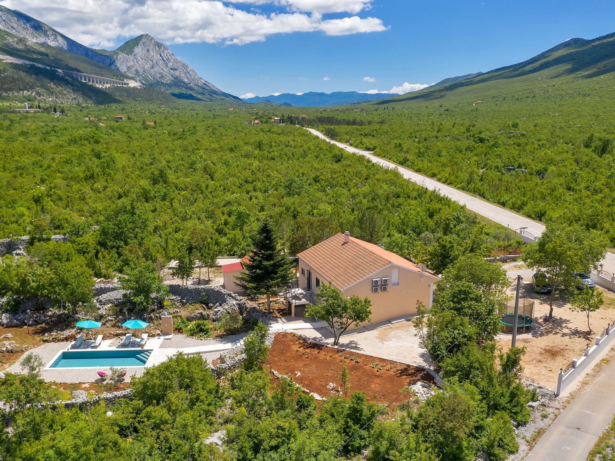 In Rašćane mit Beheiztem Pool-Dedans