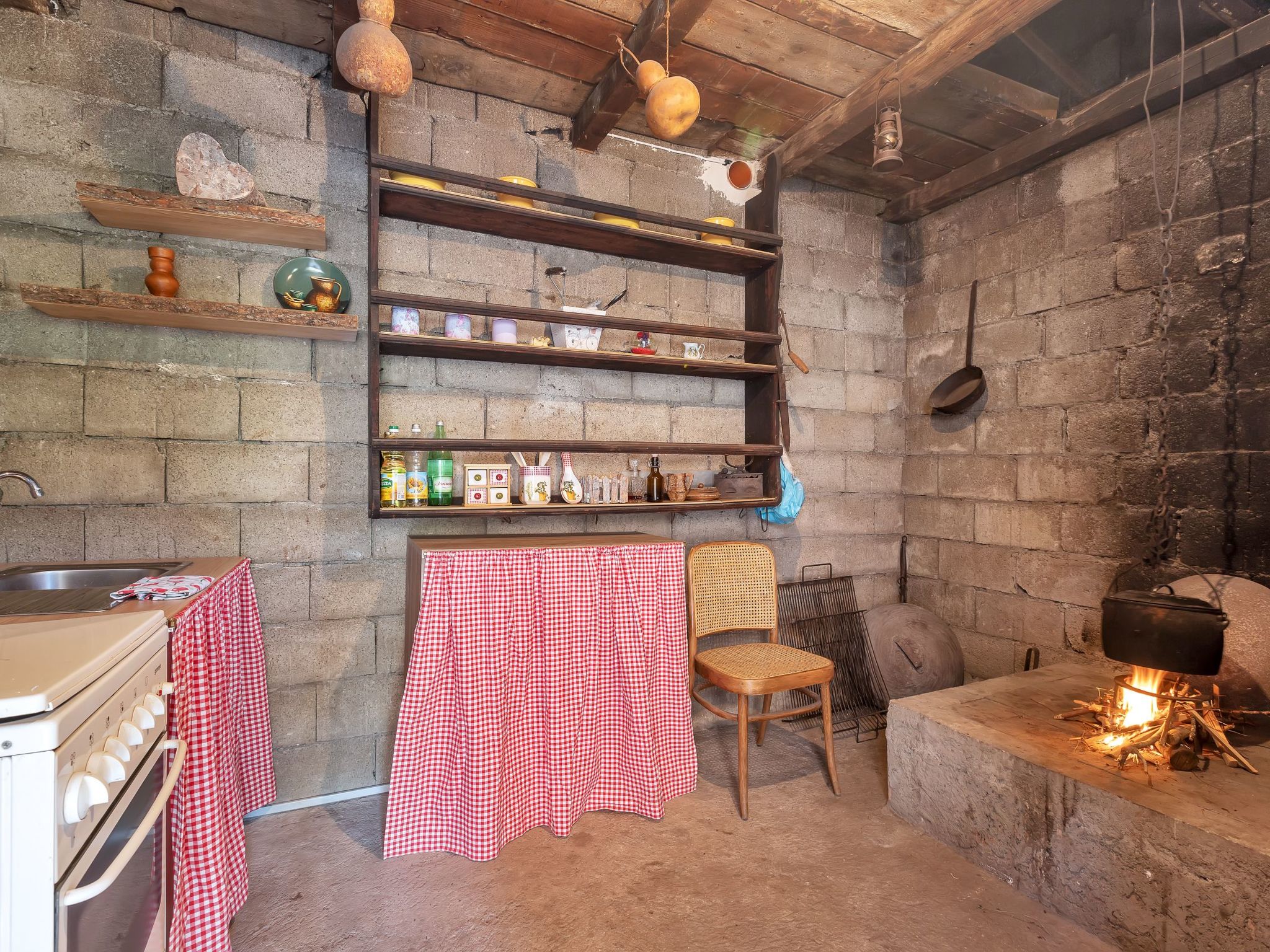 In Rašćane mit Beheiztem Pool