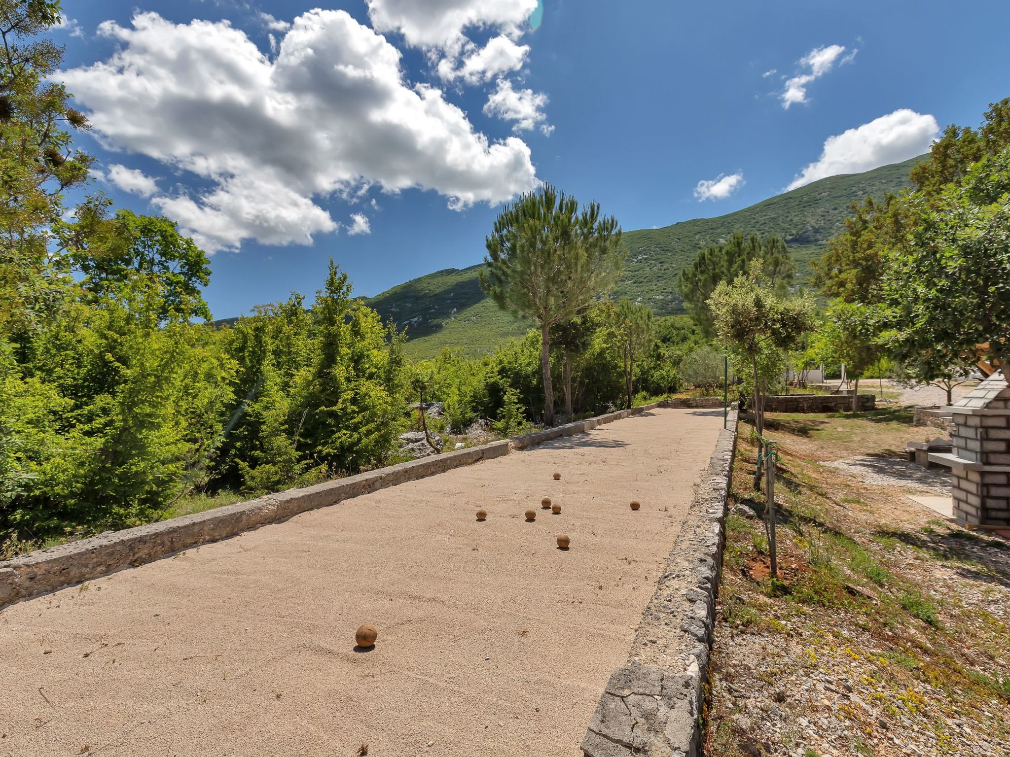 In Rašćane mit Beheiztem Pool-Dedans