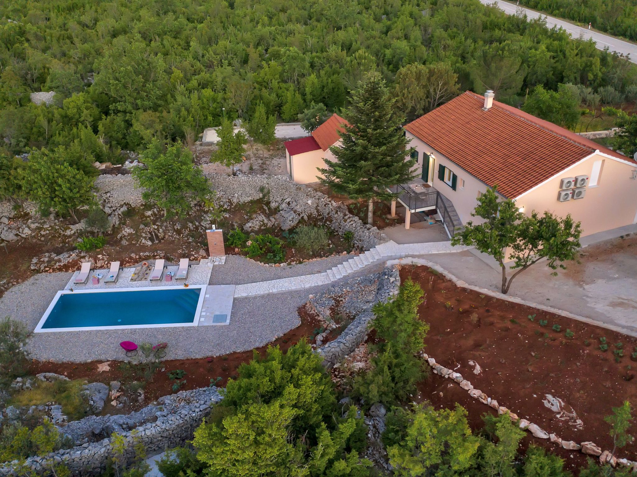 In Rašćane mit Beheiztem Pool-Dedans