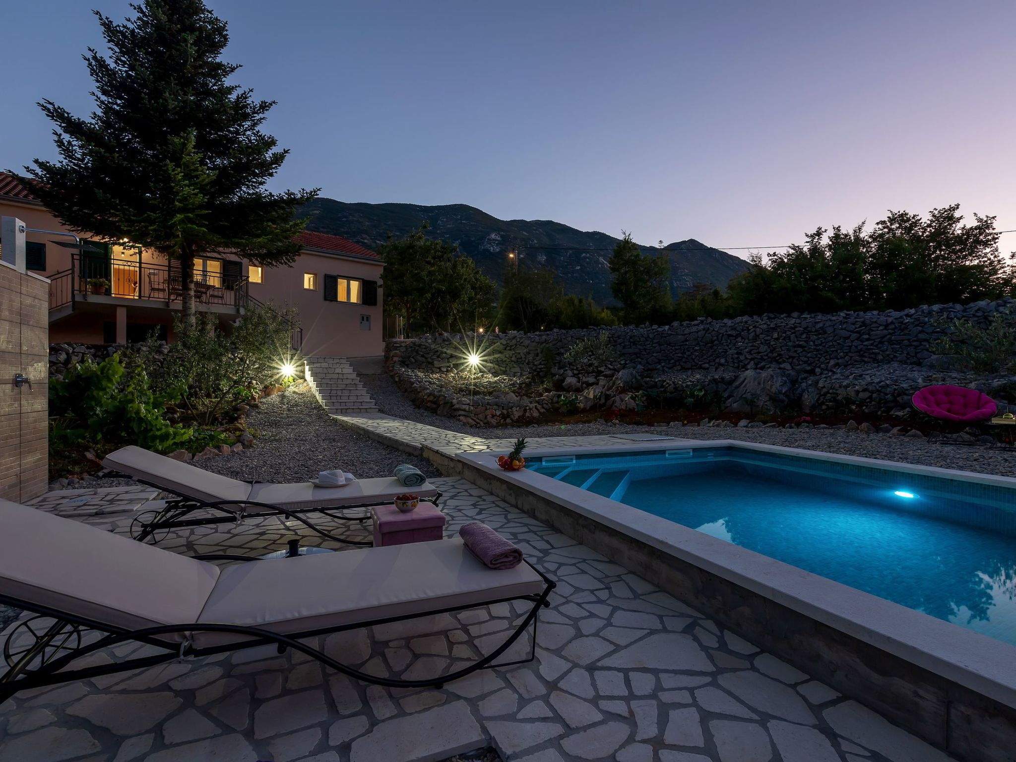 In Rašćane mit Beheiztem Pool-Dedans