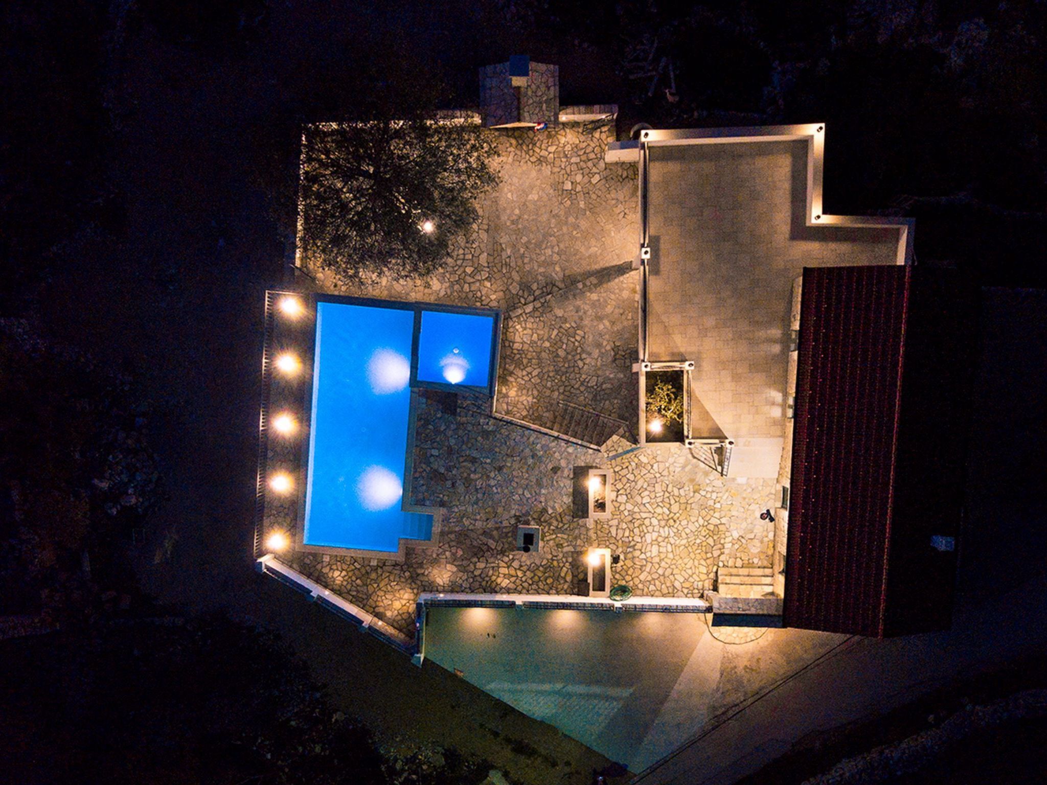 Stipanovi Dvori mit Bergblick-Dedans