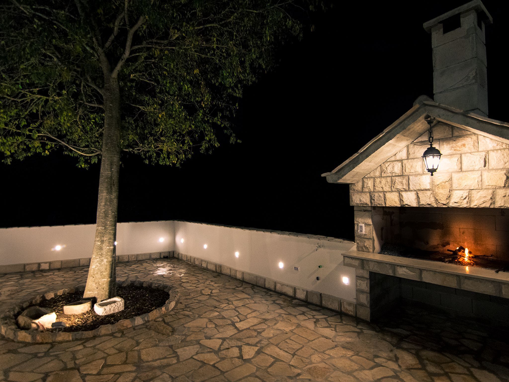 Stipanovi Dvori mit Bergblick-Dedans