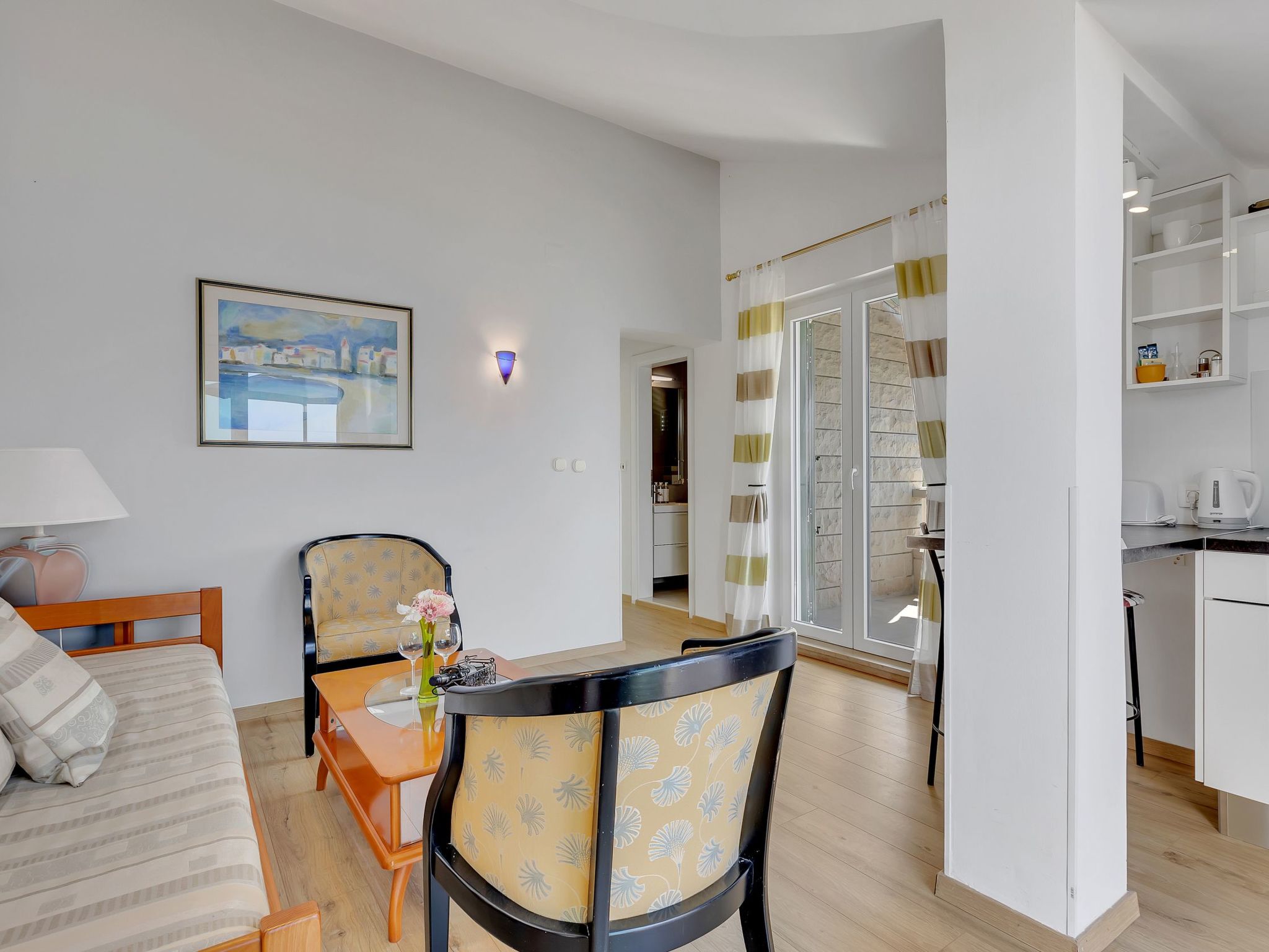 Villa Margitta mit Pool, Tennisplatz und Meerblick-Drinnen