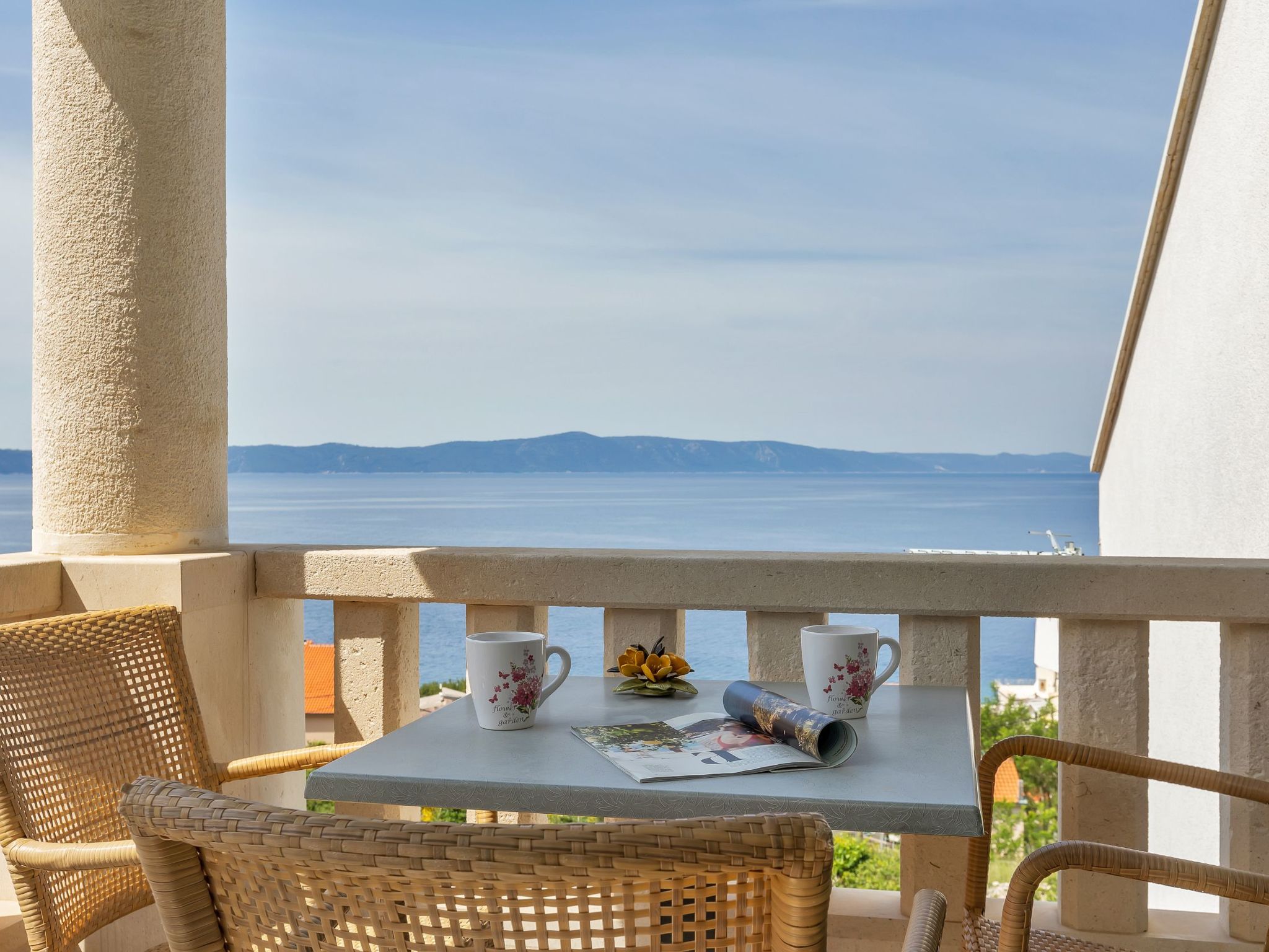 Villa Margitta mit Pool, Tennisplatz und Meerblick-Drinnen
