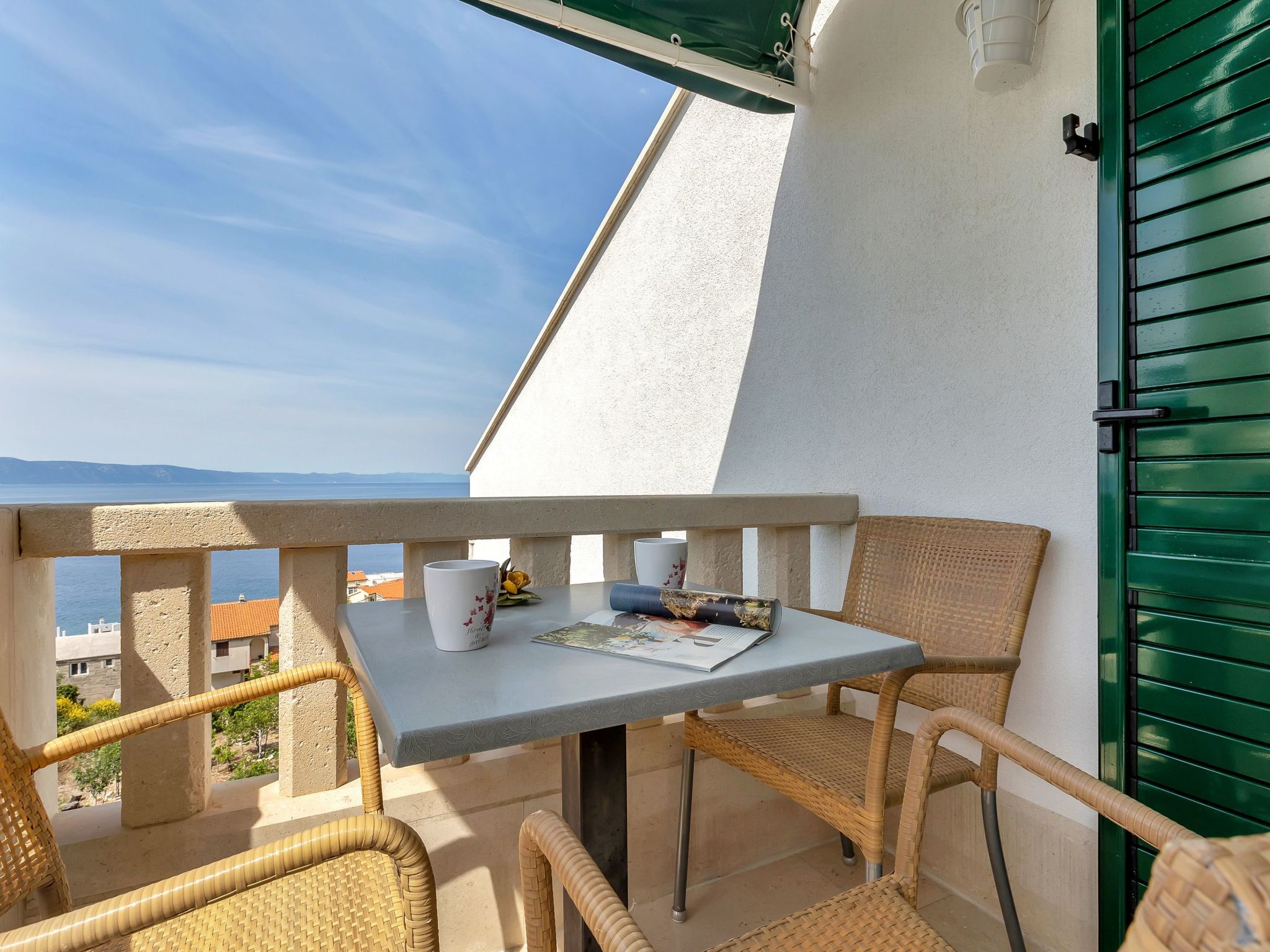 Villa Margitta mit Pool, Tennisplatz und Meerblick-Drinnen