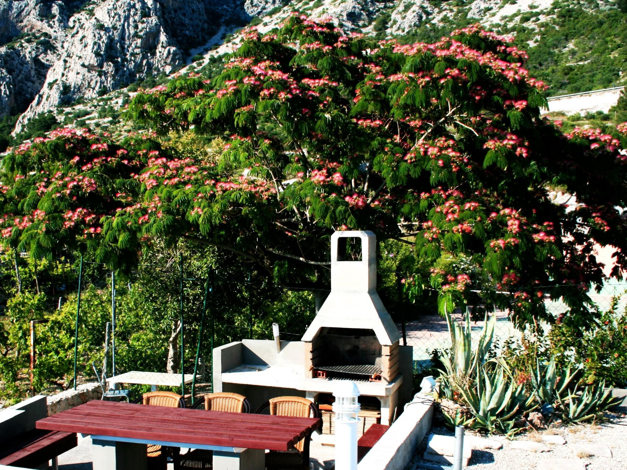 Villa Margitta mit Pool, Tennisplatz und Meerblick-Drinnen