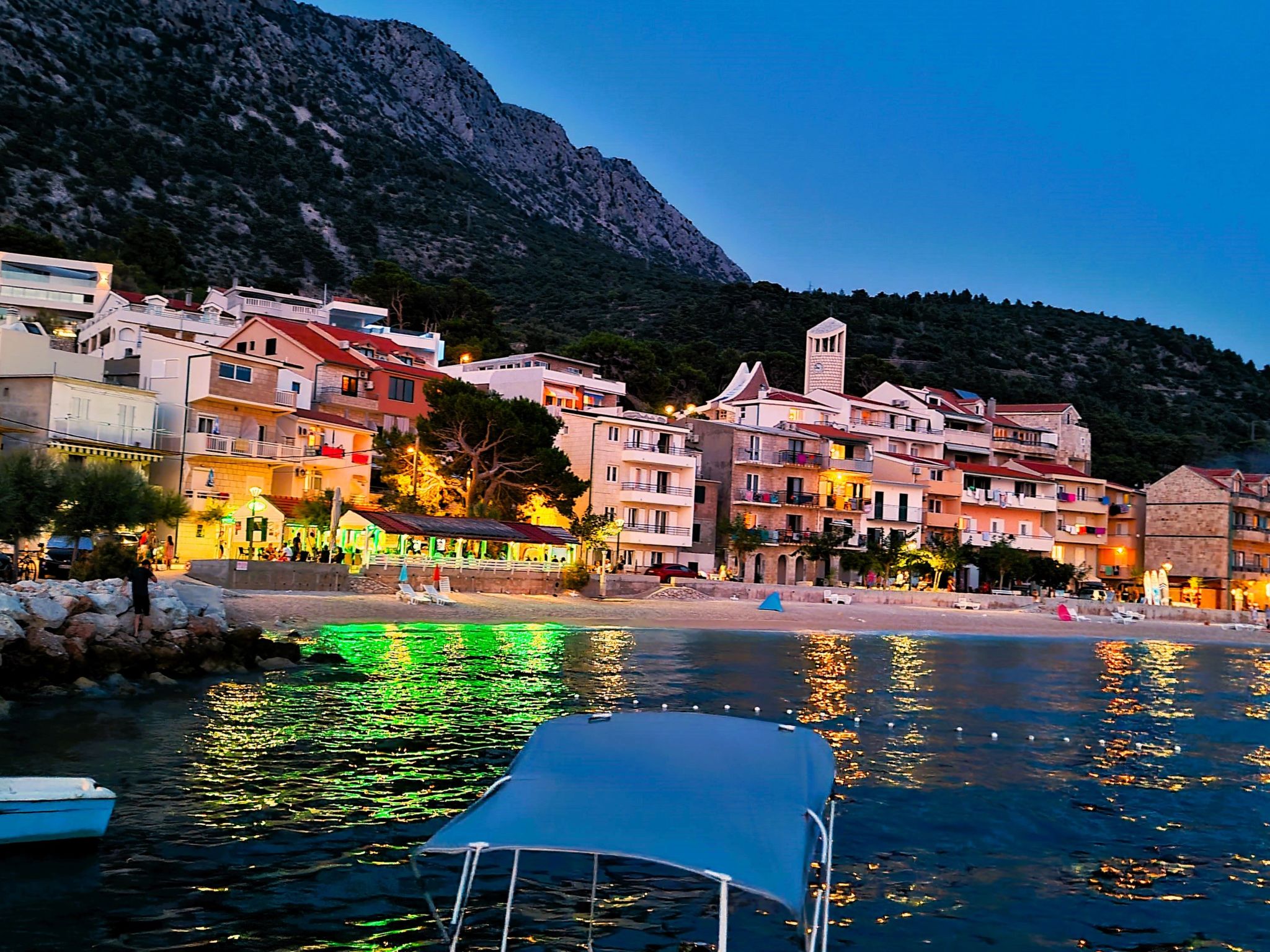 Villa Margitta mit Pool, Tennisplatz und Meerblick-Drinnen