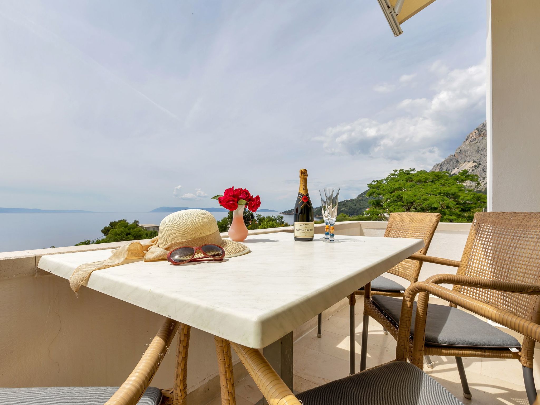 Wohnung in Drašnice mit Schönem Garten-Dedans