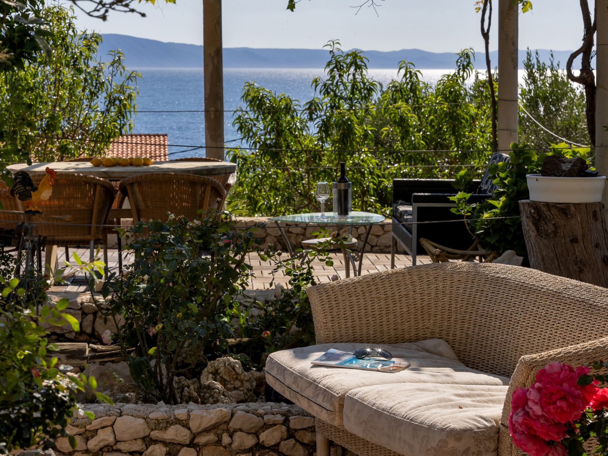 Wohnung in Drašnice mit Schönem Garten-Dedans