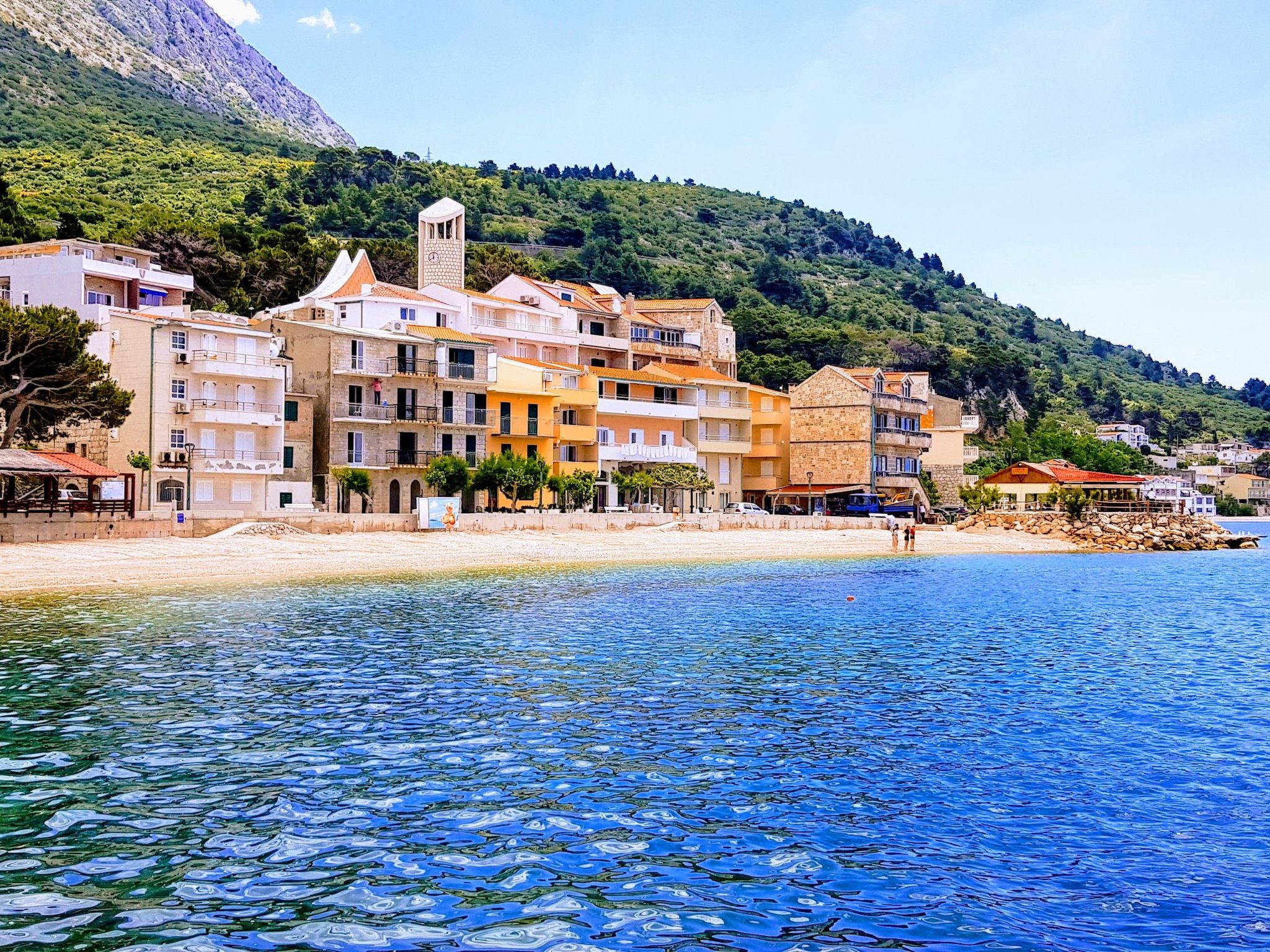 Wohnung in Drašnice mit Schönem Garten-Dedans