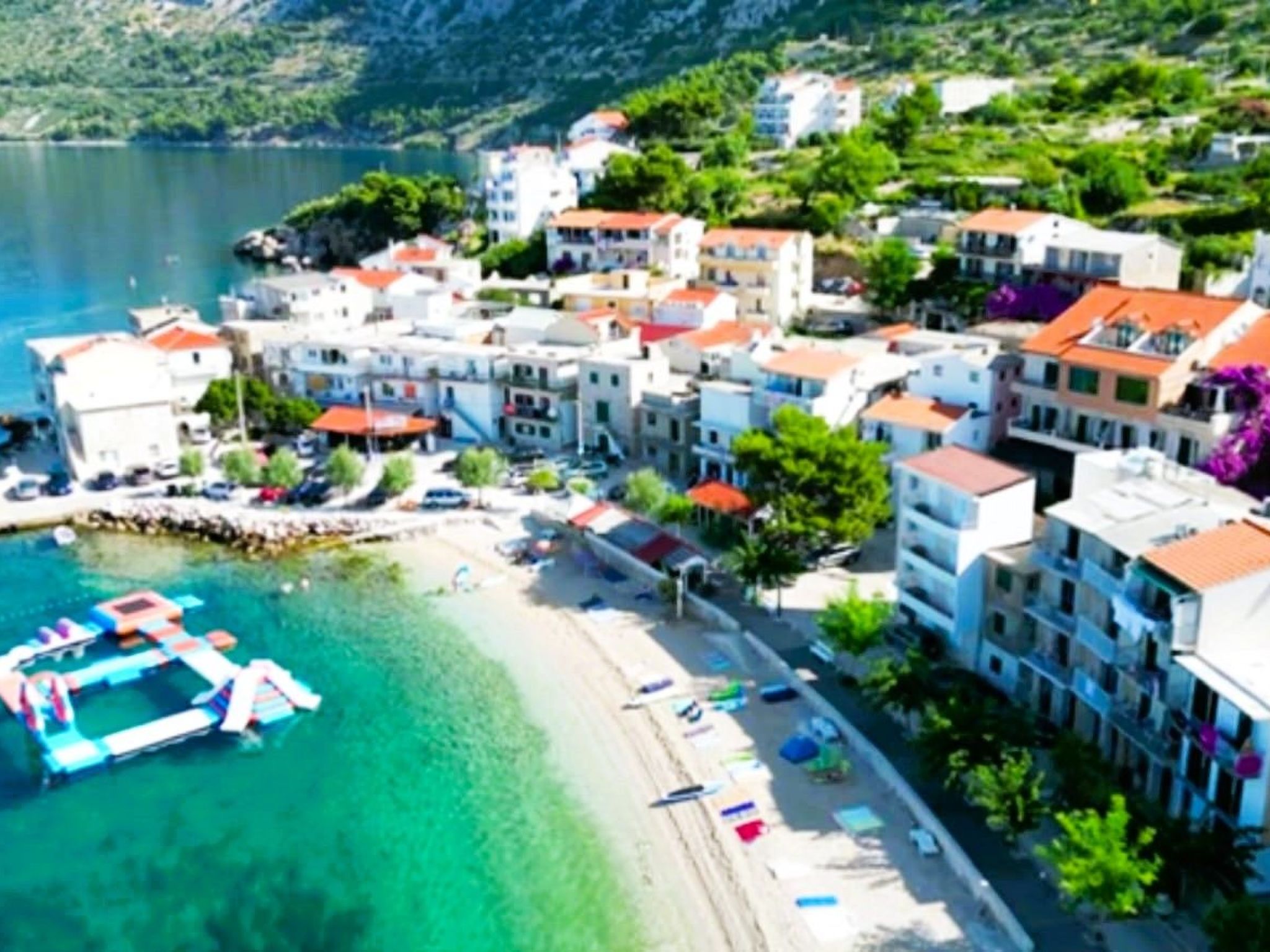 Wohnung in Drašnice mit Schönem Garten-Dedans