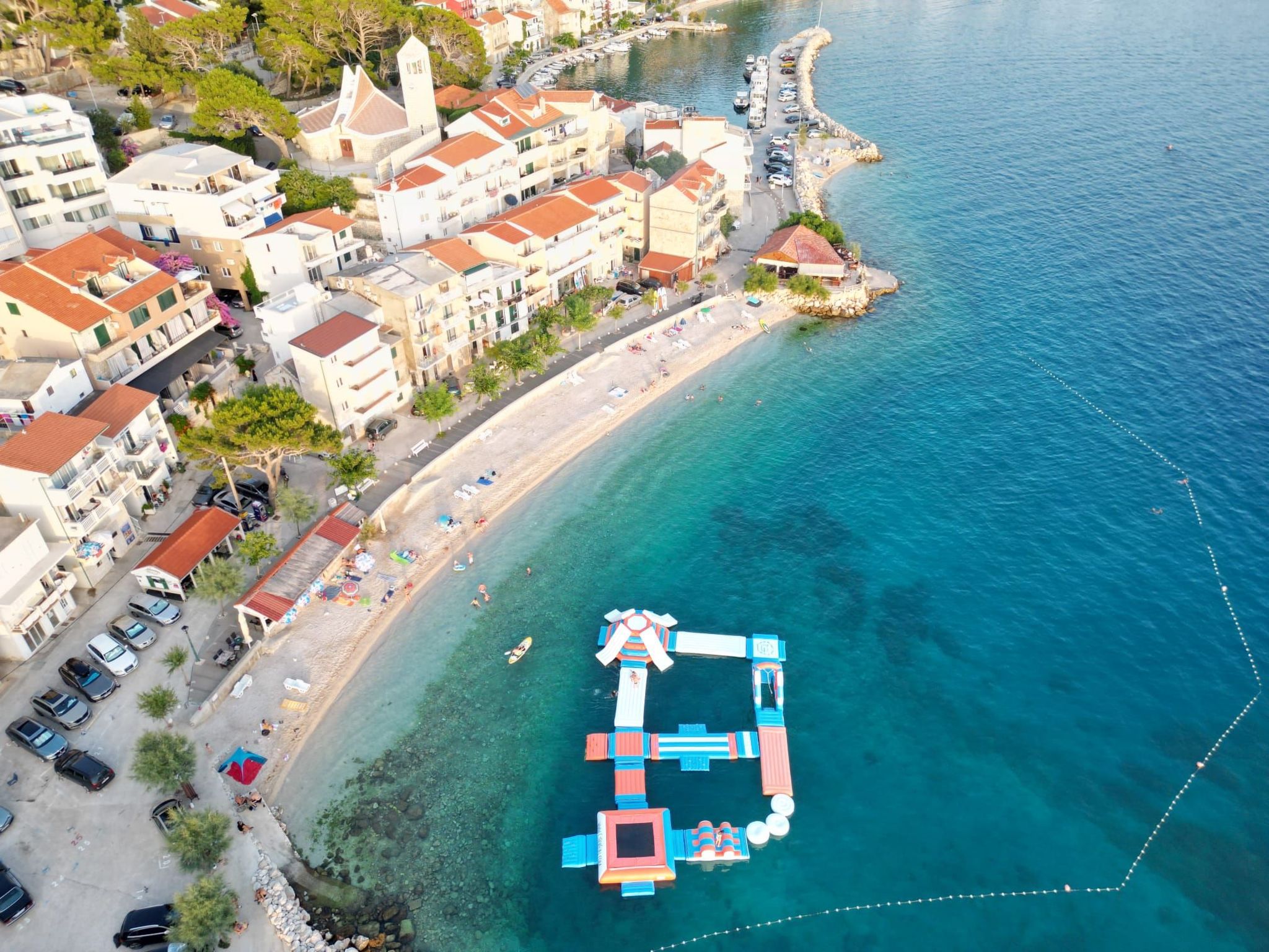 Wohnung in Drašnice mit Schönem Garten-Dedans