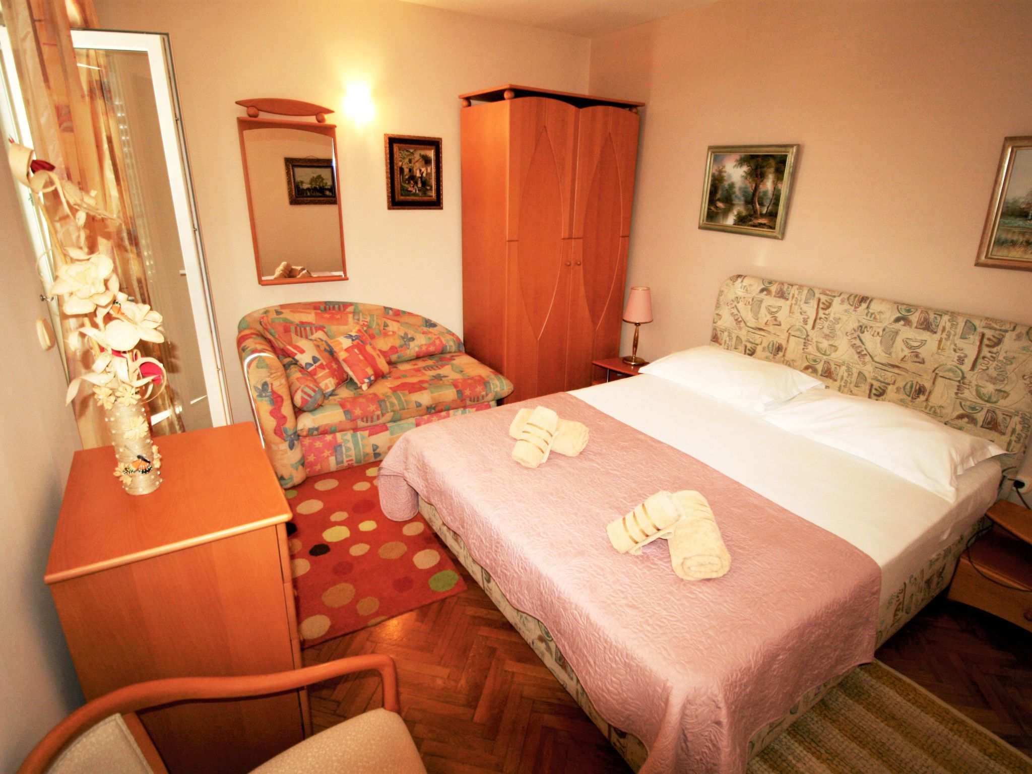 Wohnung in Drašnice mit Schönem Garten-Dedans