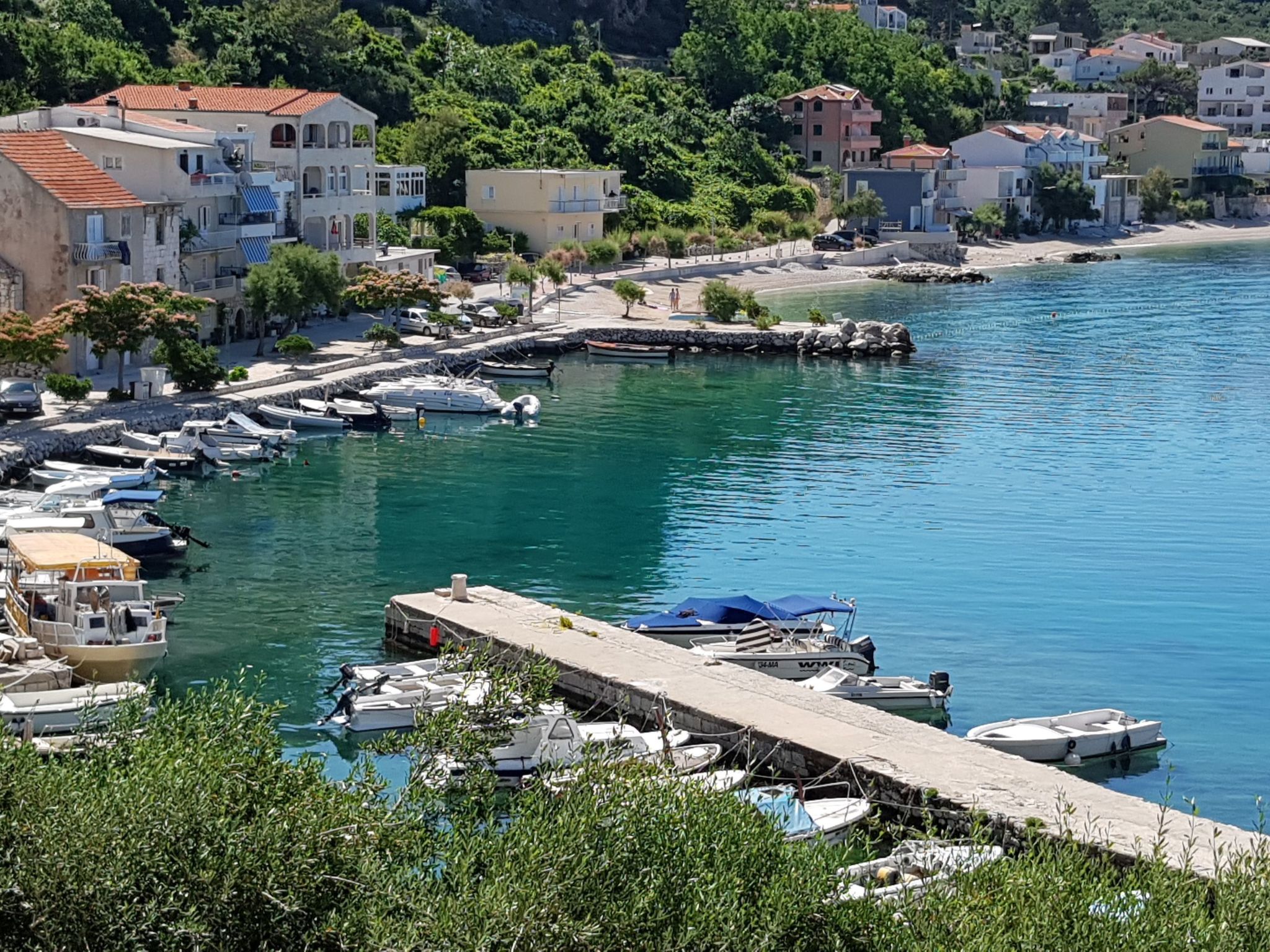 Tolle Wohnung in Drašnice mit Schönem Garten-Dedans