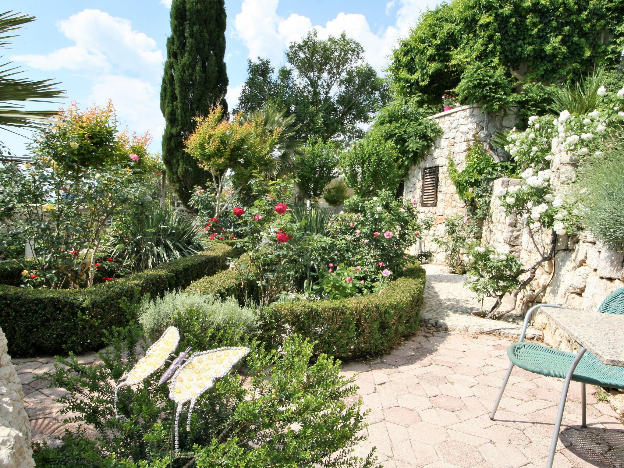 Tolle Wohnung in Drašnice mit Schönem Garten-Dedans