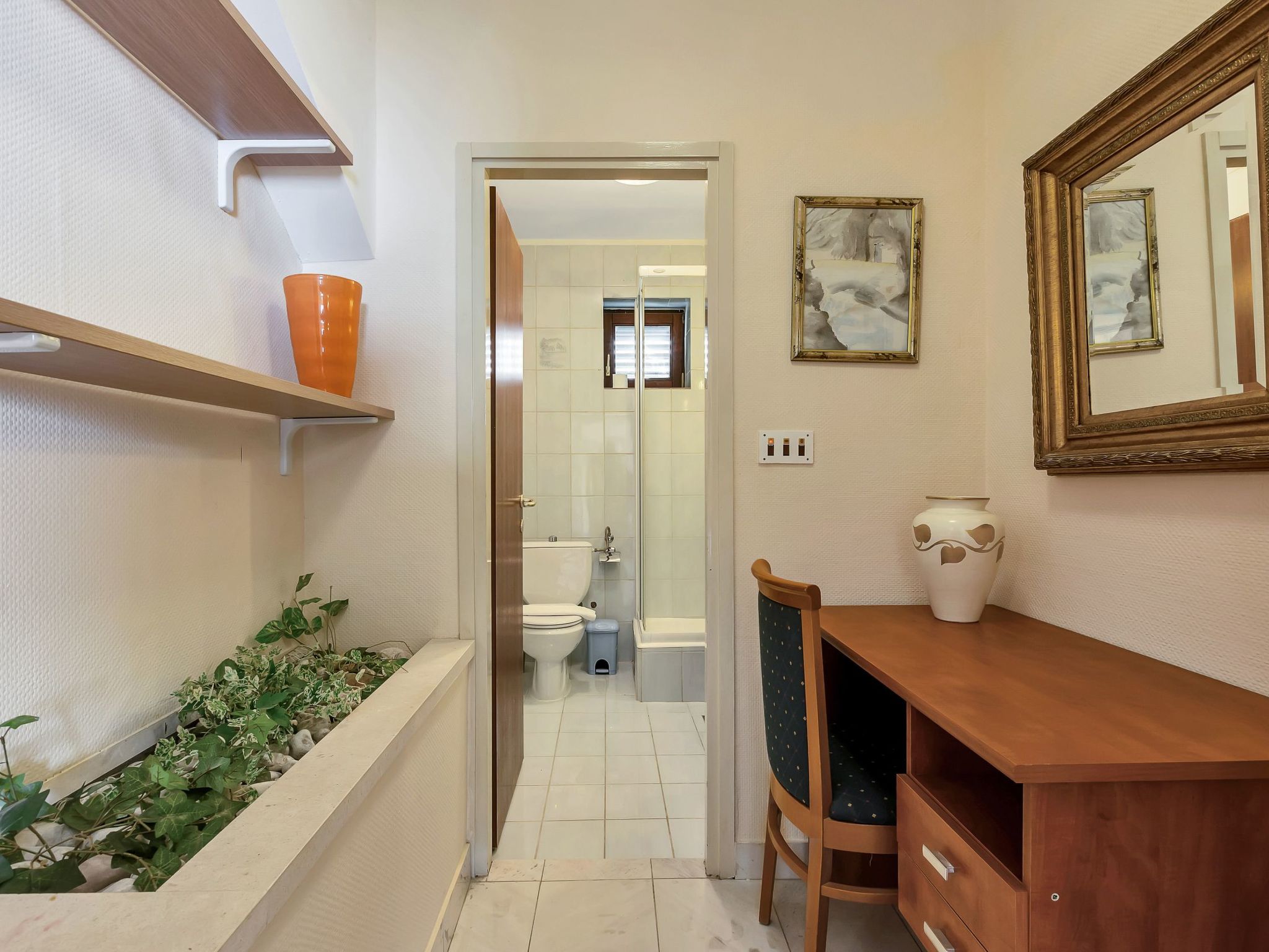 Tolle Wohnung in Drašnice mit Schönem Garten-Dedans