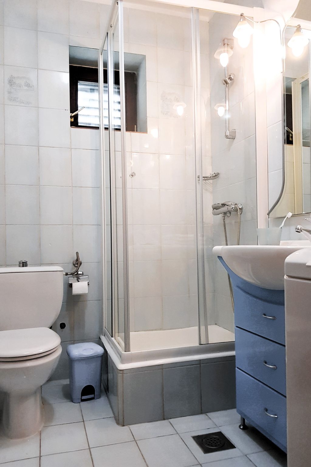 Tolle Wohnung in Drašnice mit Schönem Garten-Dedans