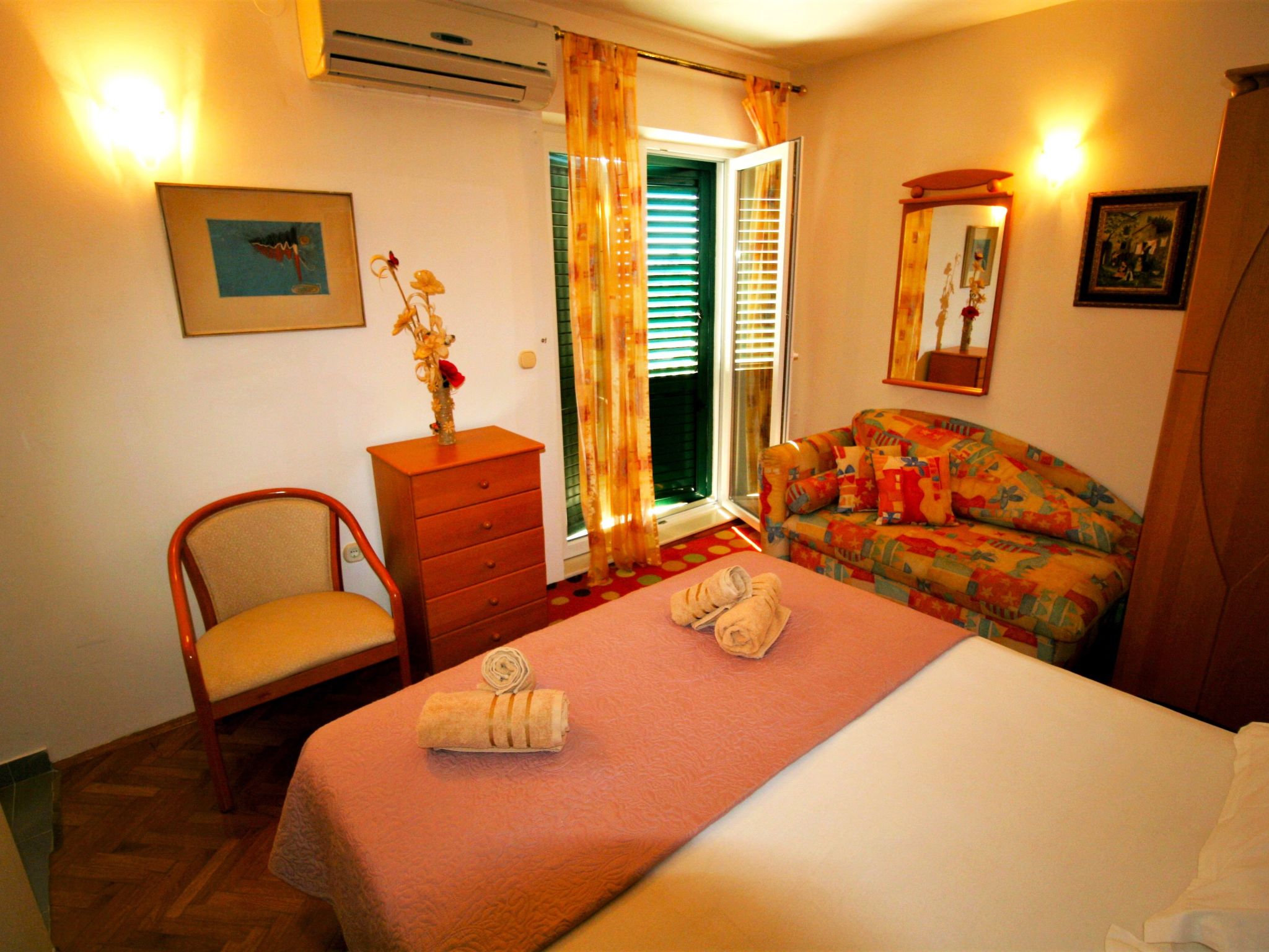 Tolle Wohnung in Drašnice mit Schönem Garten-Dedans