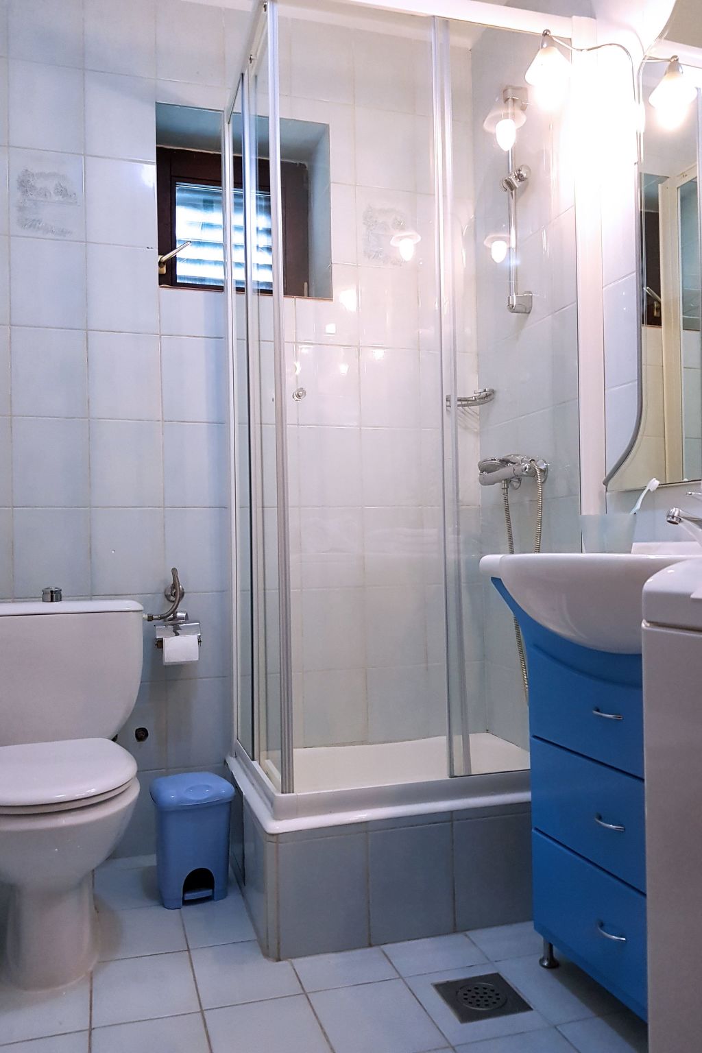 Tolle Wohnung in Drašnice mit Schönem Garten-Dedans