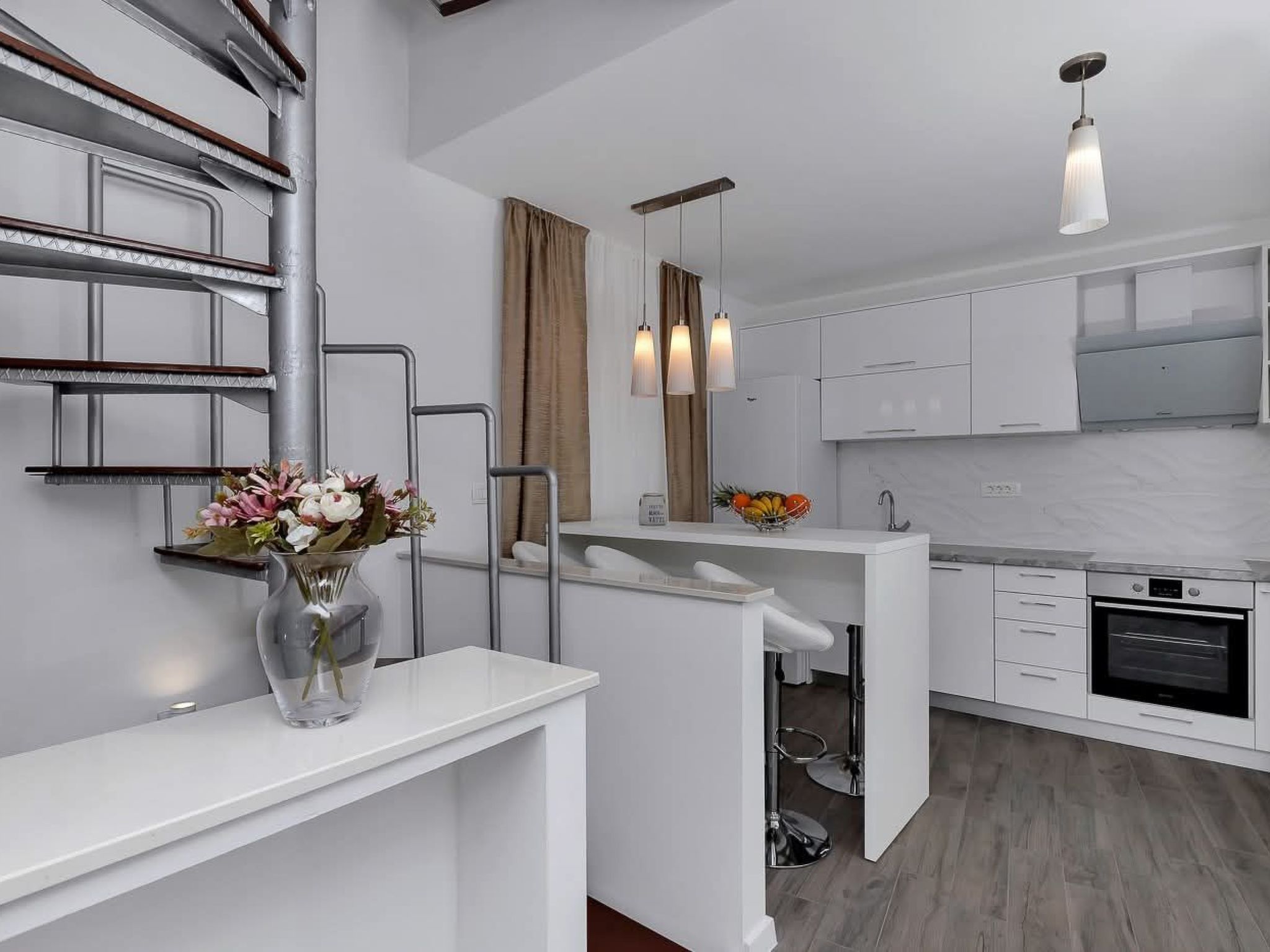 „Villa No Stress“ mit Infinity-Pool-Binnen